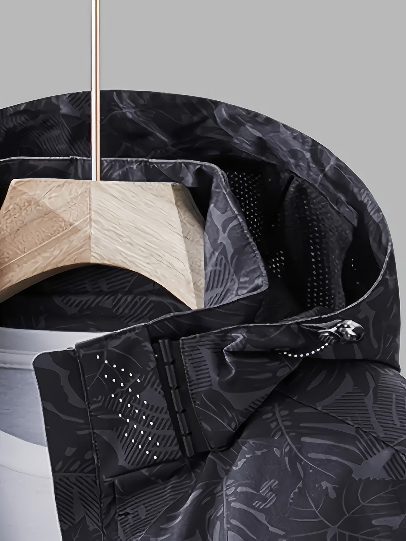 Women's Lightweight Windproof Hooded Jacket - Casual Zip-Up Outdoor Raincoat with Tropical Leaf Print, Removable Hood & Adjustable Cuffs for Spring Summer Fall,, Travel, Camping, Camping Gear, Apparel, Durable Zipper Closure