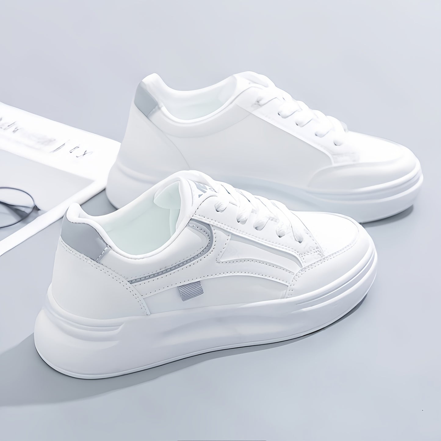 Women's Retro Low-Top Sneakers - Thick Platform Sole Anti-Slip Sole & Breathable Fabric Upper, Lace-Up Round Toe White Suitable for Running, Gym, Casual Wear, - Versatile Sneakers, Women Shoes