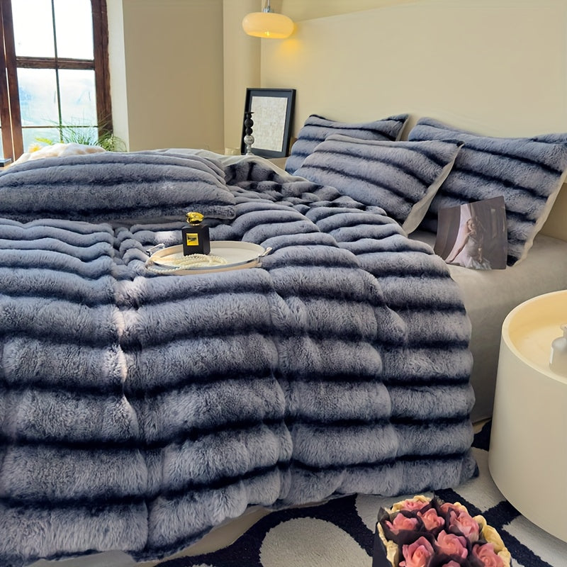 Faux Rabbit Fur Throw Blanket - Double-Layer Reversible Softness