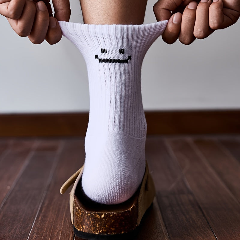 6 Pairs Hot Selling Stylish Fall Winter Men'S Joyful Face Print Thick Warm Mid-tube Crew Socks