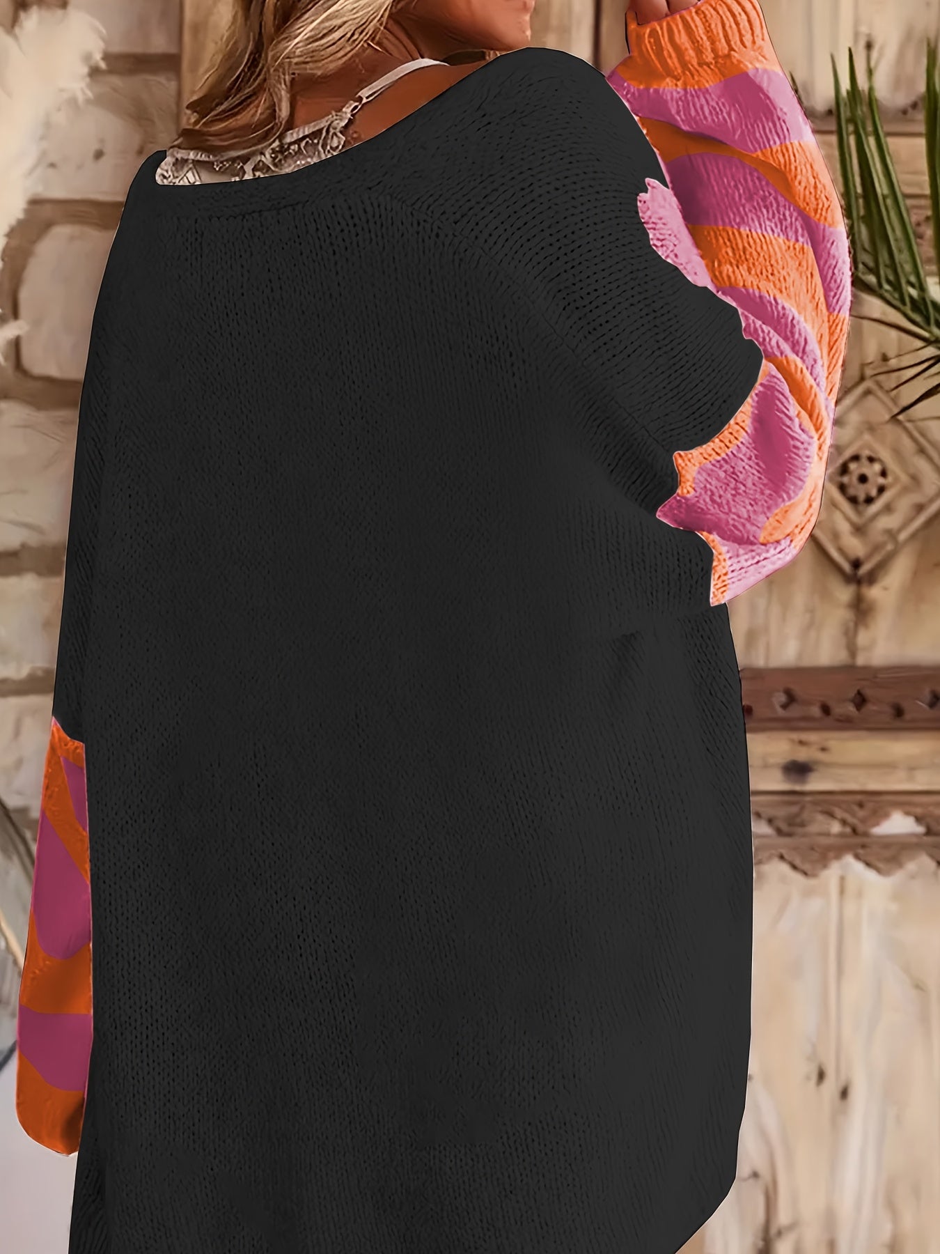 Plus Size, Ladies' White Floral Printed Button Cardigan, Long-sleeved V-neck Ribbed Edge, Light Coat for Spring And Autumn - Black And White Casual Style, Light Cardigan