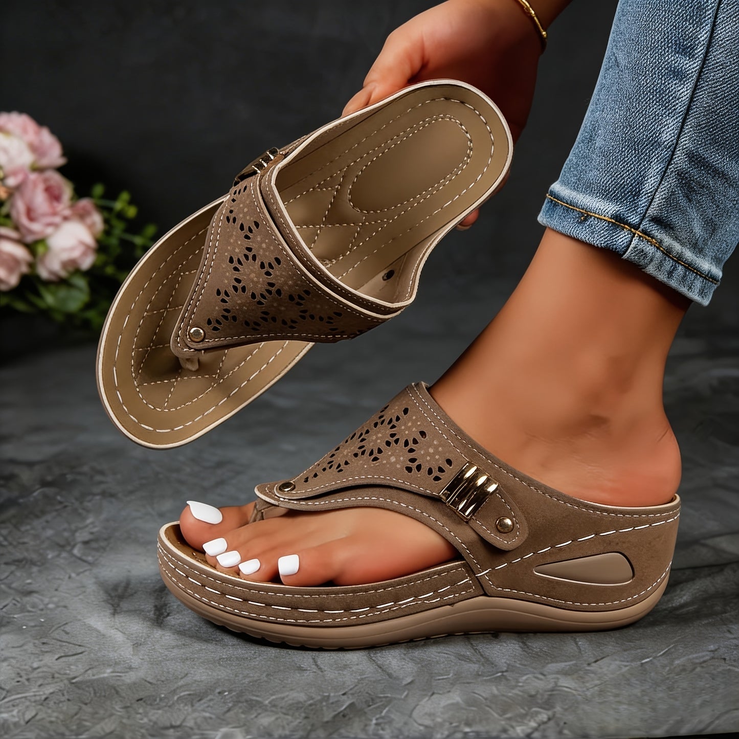 Women's Orthopedic Wedge Sandals, Casual Comfortable Flip-Flops, Non-Slip Thick-Soled Slippers, Breathable Hollow Summer Beach Shoes