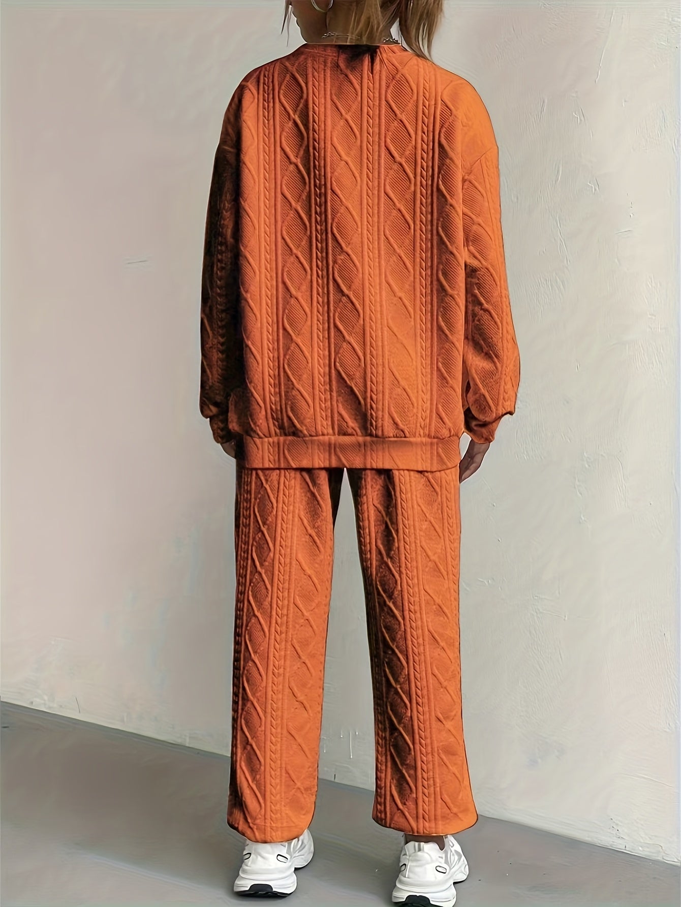 Women'S Sweatshirt Ensemble for Autumn/Winter 2025 - Featuring a Solid Color, Cable Patchwork, Long Sleeve Crew Neck Top And Cuffed Pants in a Two-Piece Outfit, Including a Pullover And Sweater, Perfect for Christmas And Fall