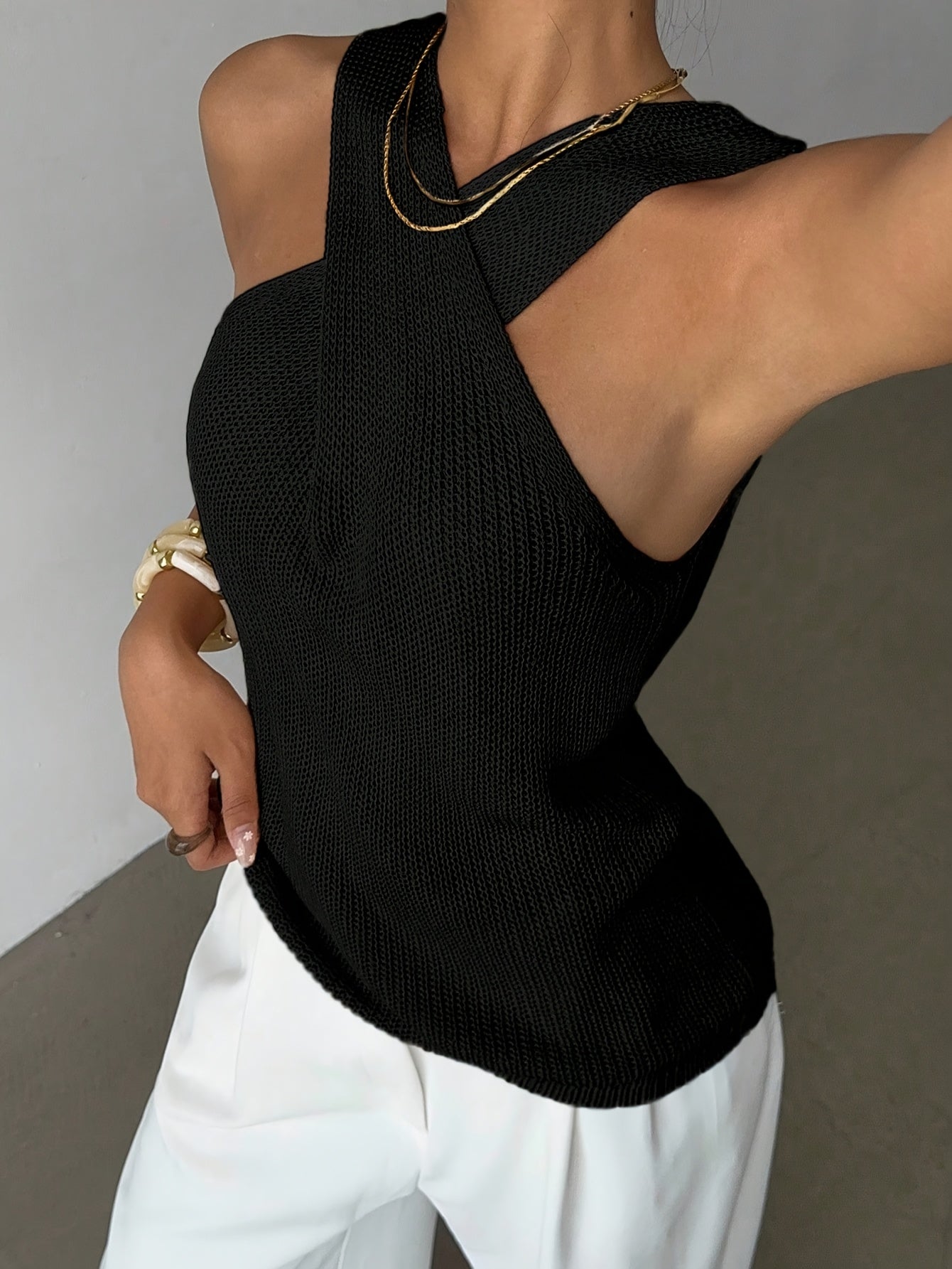 Casual, Niche Design, Crossover Neck Sweater, Summer Women'S Clothing, Sleeveless Top For Women.