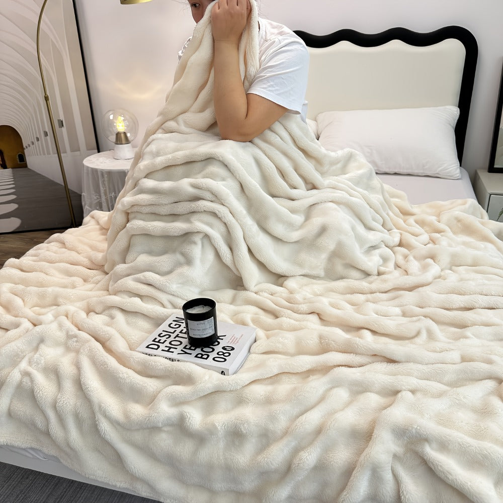 Faux Rabbit Fur Cozy Throw Blanket - Machine-Washable Travel Style