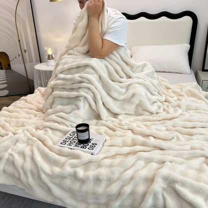 Faux Rabbit Fur Cozy Throw Blanket - Machine-Washable Travel Style