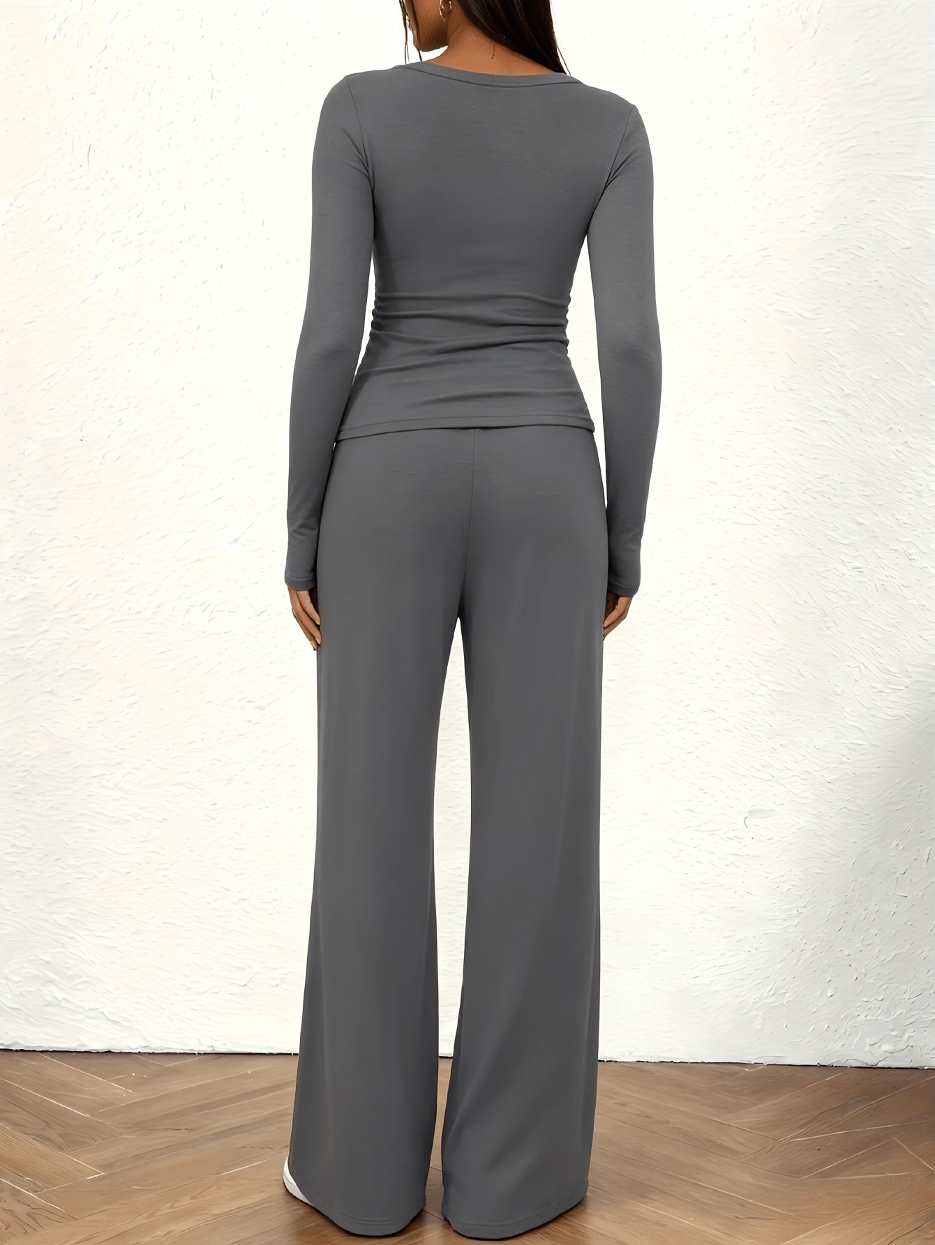 2026 [Elegant Direction]Relaxed And Sophisticated Fashion Casual Outfit, Pants + Fitted Long Sleeves