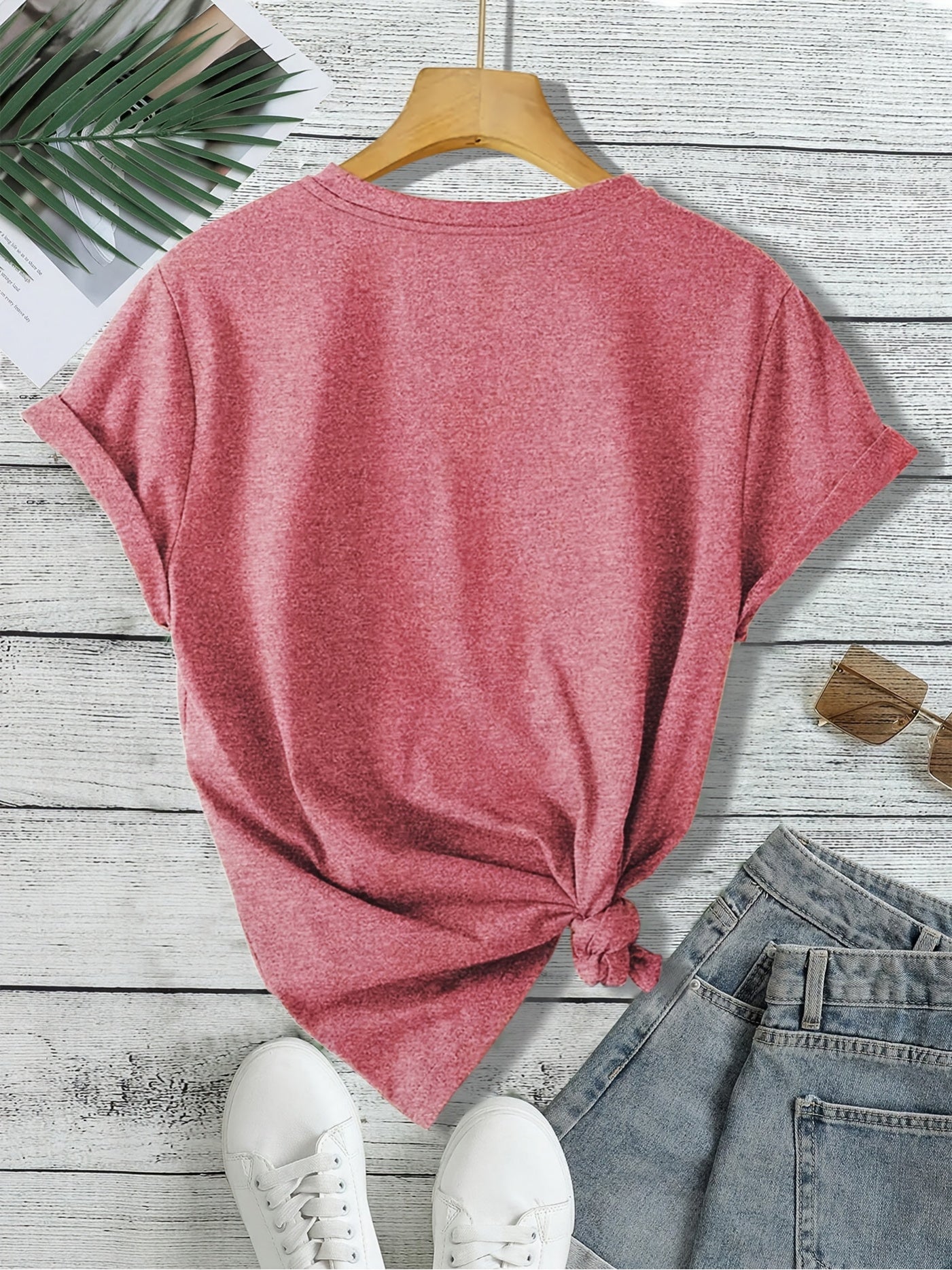 Women'S Outdoor Forest Print T-Shirt- Breathable Dopamine Blue Casual Style, Bear Silhouette and Pine Tree Pattern Design, Medium Elasticity Round Neck, Suitable for Daily Wear, Machine Washable