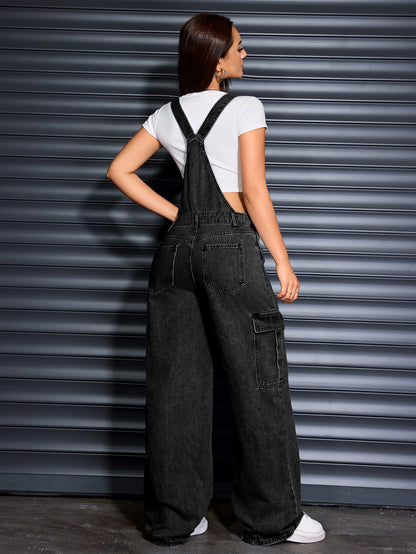 Women'S Denim Wide-Leg Cargo Jumpsuit with a Loose Fit, Baggy Design, And Adjustable Straps