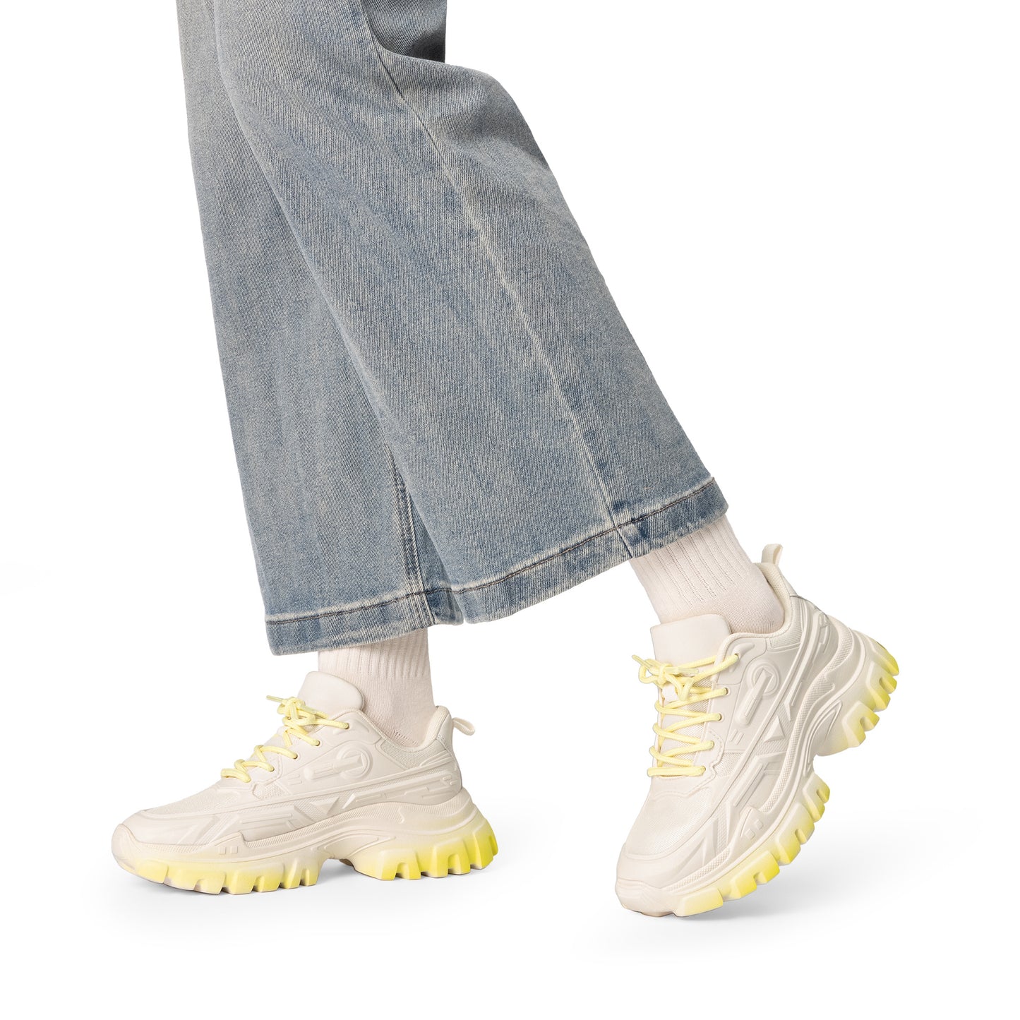 Stylish Chunky Sneakers for Ladies, Featuring Bold Platform Design And Comfortable Lace-Up Style., Women Shoes