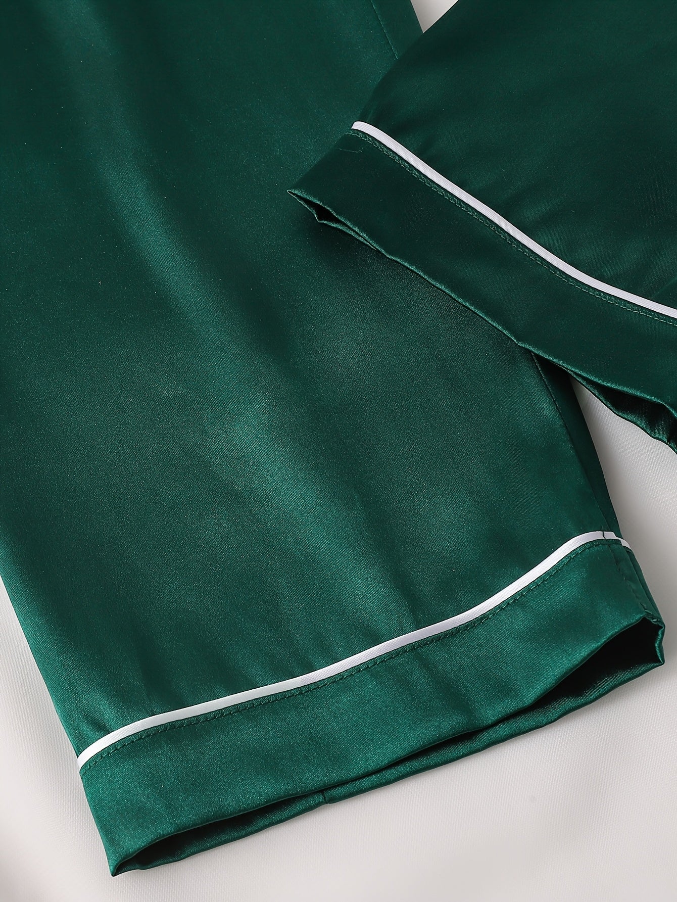 Solid Satin Pajama Set, Casual Short Sleeve Buttons Lapel Top & Shorts, Women'S Sleepwear