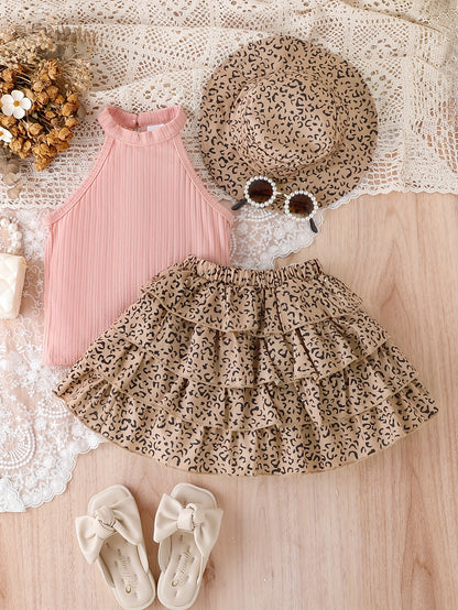 Three-Piece Vintage Leopard Print Outfit for Girls - Includes a Sleeveless Blend Bandeau Top, a Tiered Skirt, And a Matching Hat - Perfect Casual Summer Attire for Children Featuring Frill Accents
