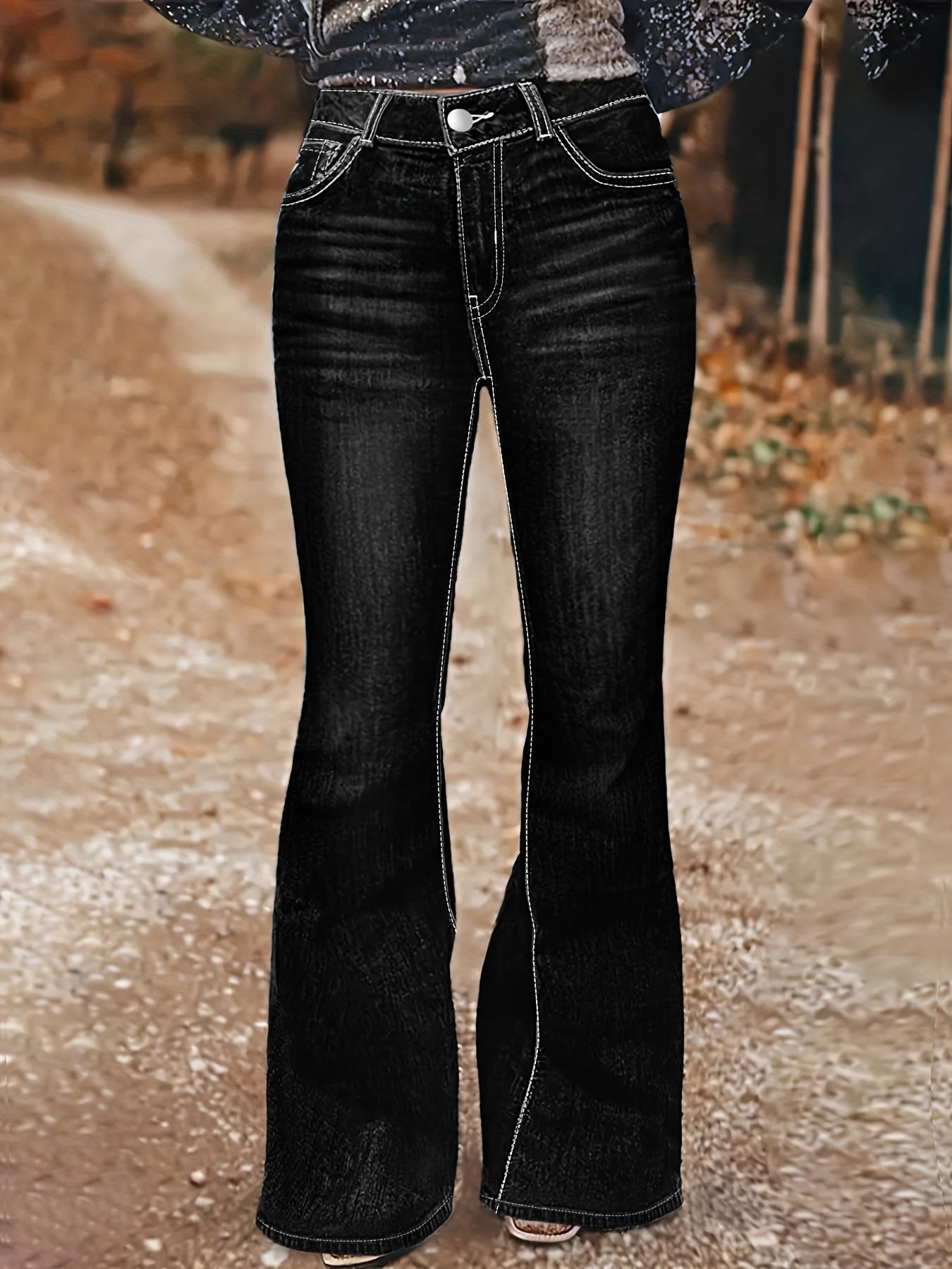 Women's Plus Size Black Stretchy Wide- Flare Bell-Bottom Jeans with Single Button Zipper & Geometric Embroidered Pockets - Retro Street Style Beltless Pants Suitable for Year-Round Wear, Machine Washable for Casual Outfits