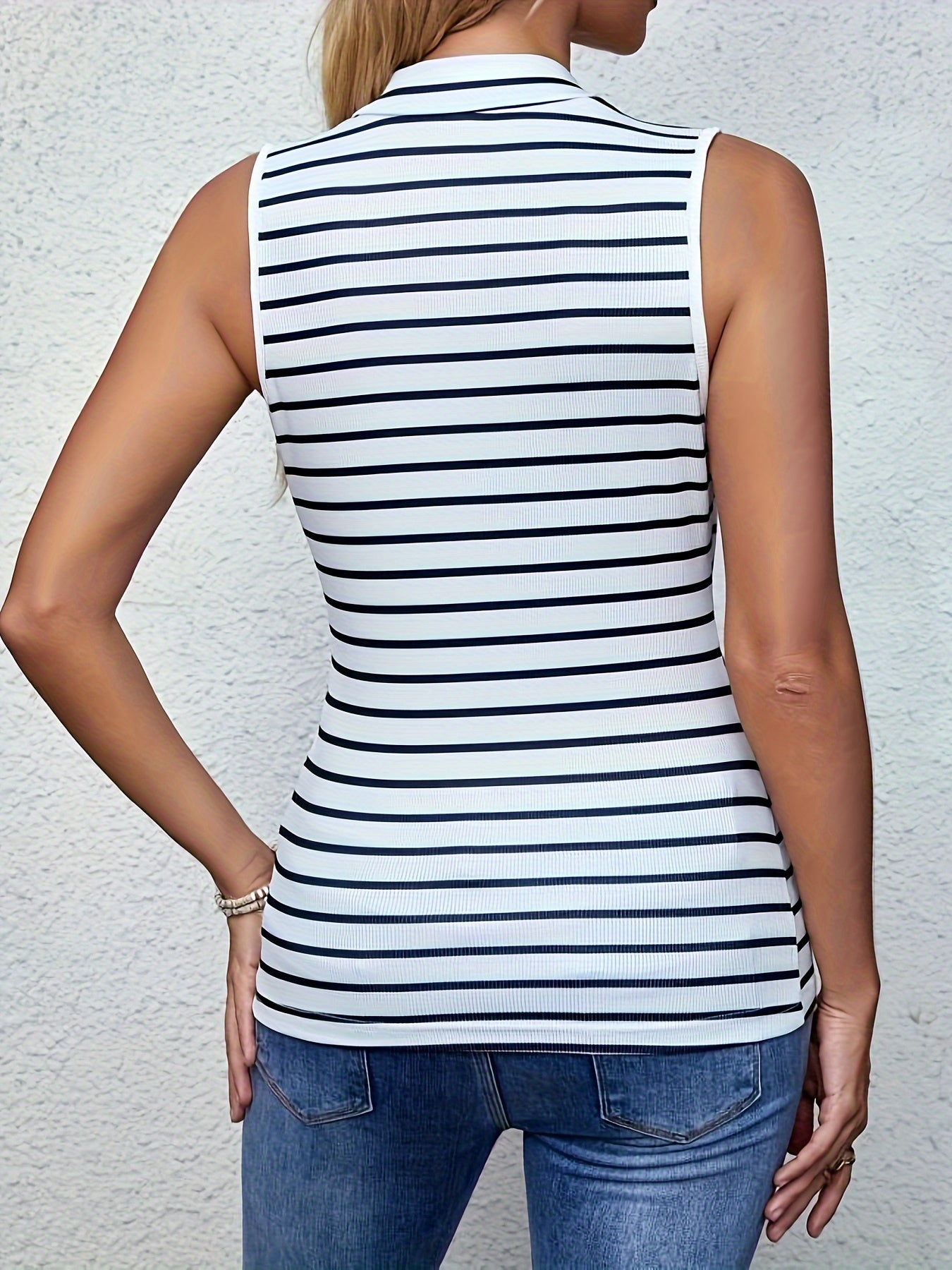 [Casual Striped V-Neck Top] Women's Casual Striped V-Neck Tank Top | Sleeveless, Button-Up Design, Machine Washable, Black & White Stripes, Comfortable Fit, Perfect for Casual Attire