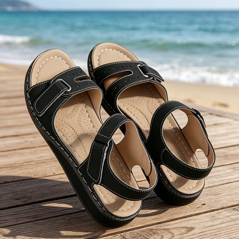 New Summer Women'S Sandals, Stylish Women'S Sandals with Thick Soles, Fashionable Women'S Casual Travel Shoes, Affordable Women'S Sandals, Elegant Women'S Shoes with Convenient Buckle Closures, Breathable Upper Material, And Durable Soles