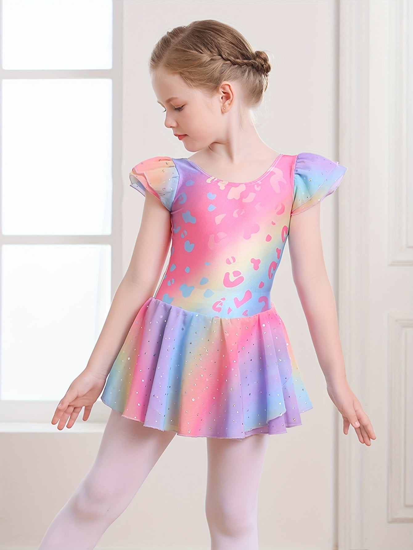 Christmas Girl's Dress; Dress; Dance Dress; One-piece Training Suit; Summer Rainbow Gradient Dress; Mesh Dress; Sweet Petal Sleeves; One-piece Dress; Children's Ballet Leotard; Back Bow.