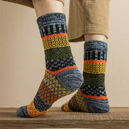 5Pairs Man Warm Socks Christmas Thick Mid Tube Socks Retro Nordic Style Women Couple Socks One Size US5-10 9004