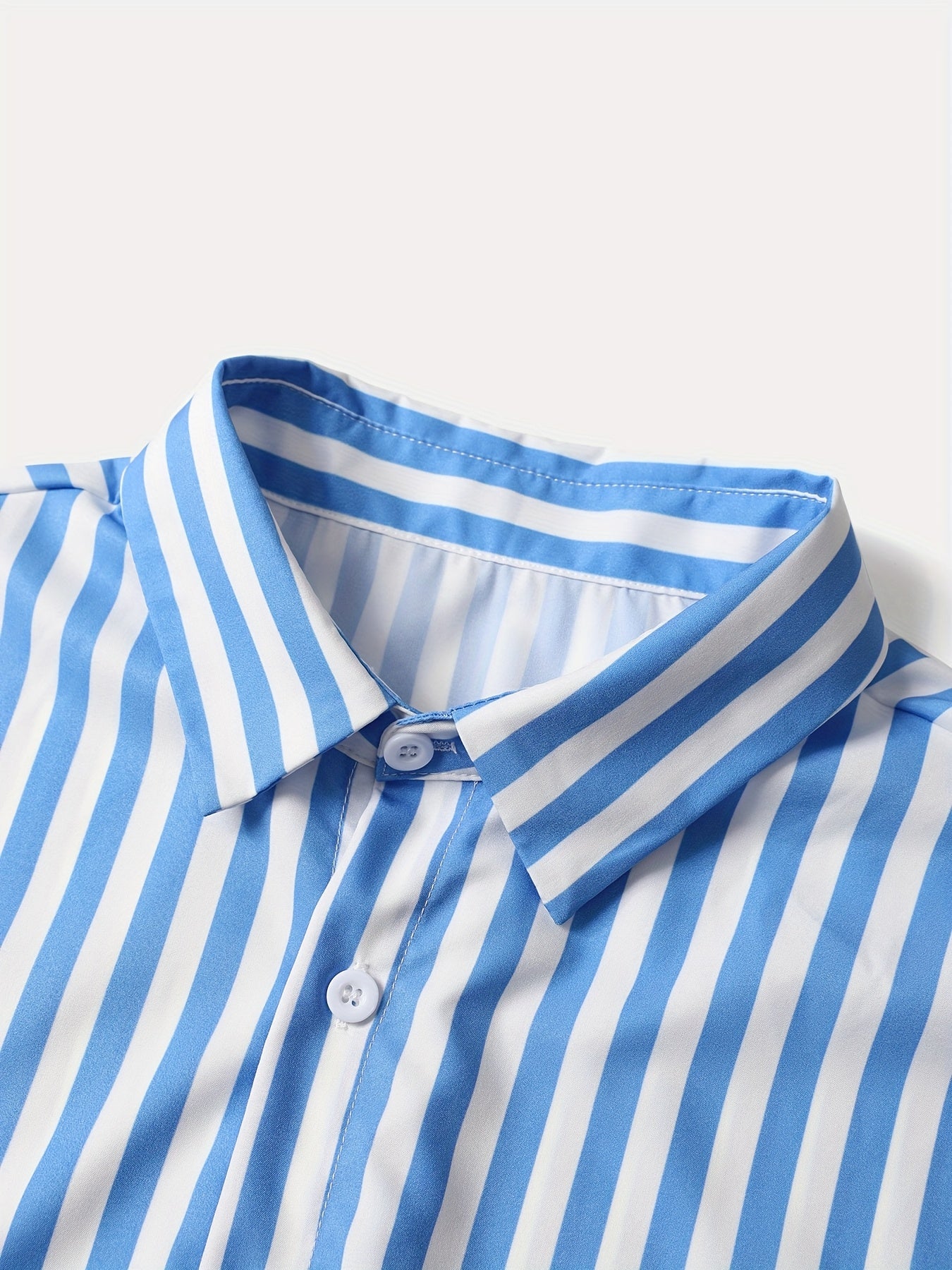 2pcs Men'S Casual Summer Outfit Set, Striped Short Sleeve Button Up Lapel Shirt Top & Solid Drawstring Shorts With Pockets For Casual Daily Wear And Holiday Resorts