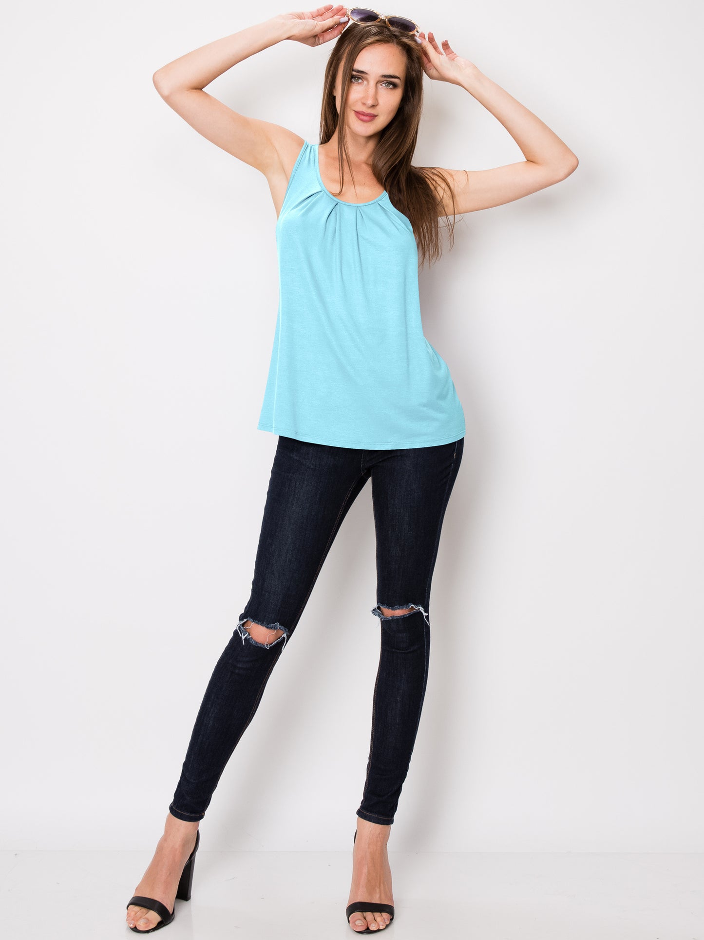 Women's Sleeveless Scoop Neck Loose Fit Tank Top