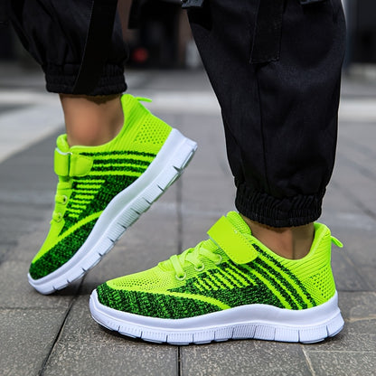 Athletic Footwear for Boys And Girls, Featuring Knitted Mesh Sneakers That Are Stylish, Breathable, And Lightweight, Perfect for Kids' Running