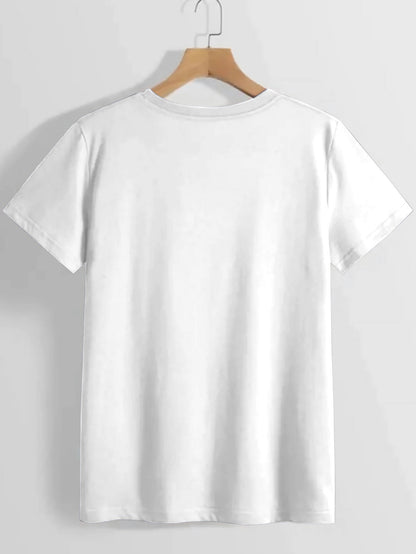 Round Neck T-Shirt - Stylish Women'S Graphic Tee - Comfortable Material with Circular Neckline - Light And Airy for Spring And Summer Outfits