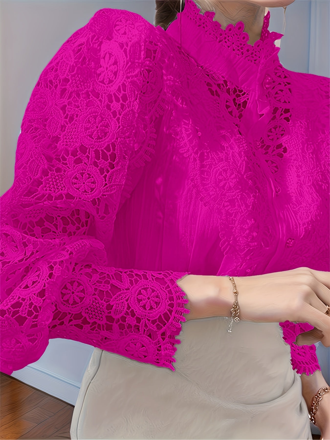 [Plus Size Floral Panels] Plus Size, French Loose Chic Buttons, Heavy Lace, Cut-Out Floral Panels