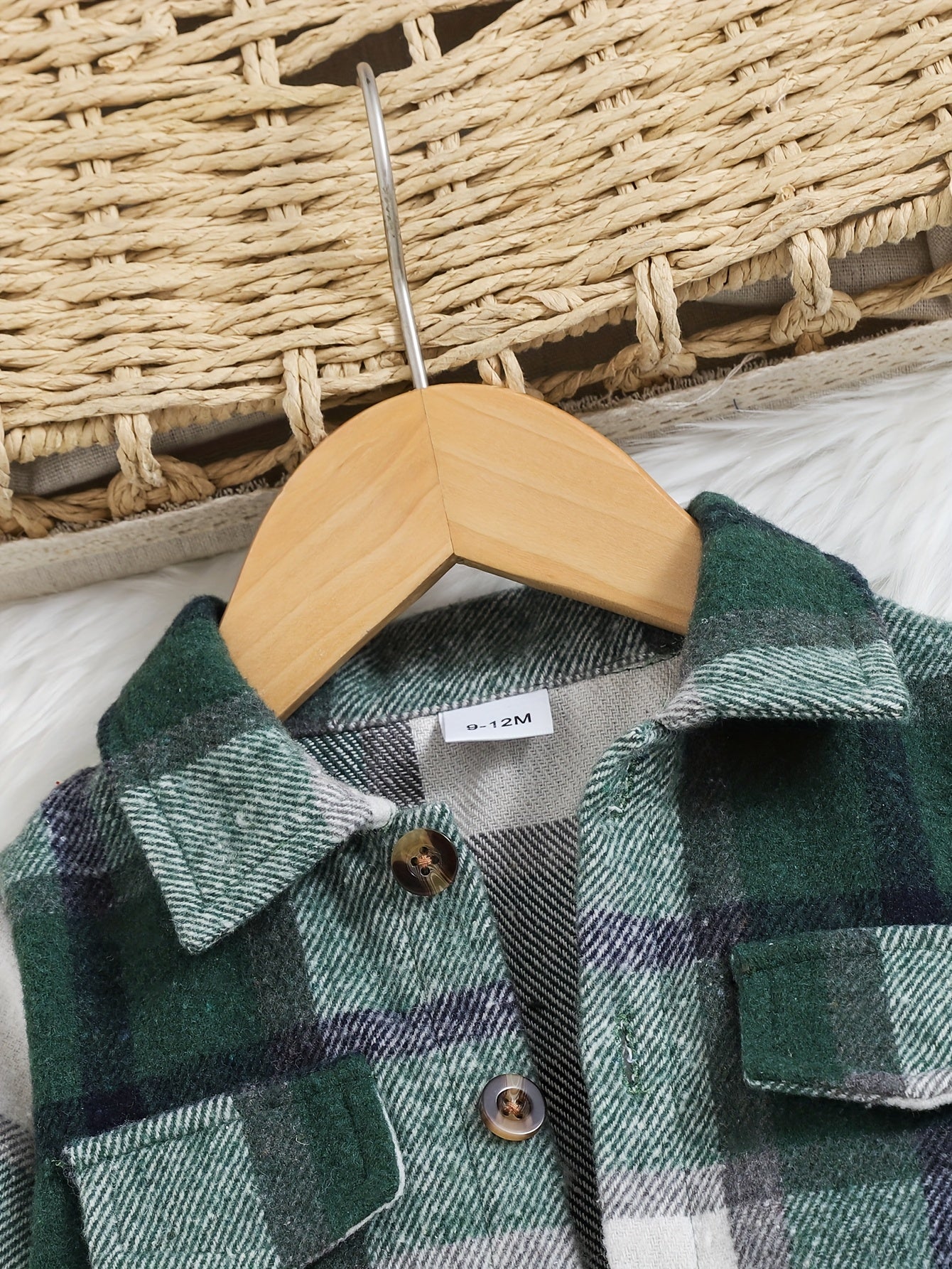 2pcs for Baby Girls Clothes And Toddlers In Autumn And Winter, Including A Green Two-tone Plaid Long-sleeve Coat And A Black Camisole Jumpsuit, Perfect for Outdoor