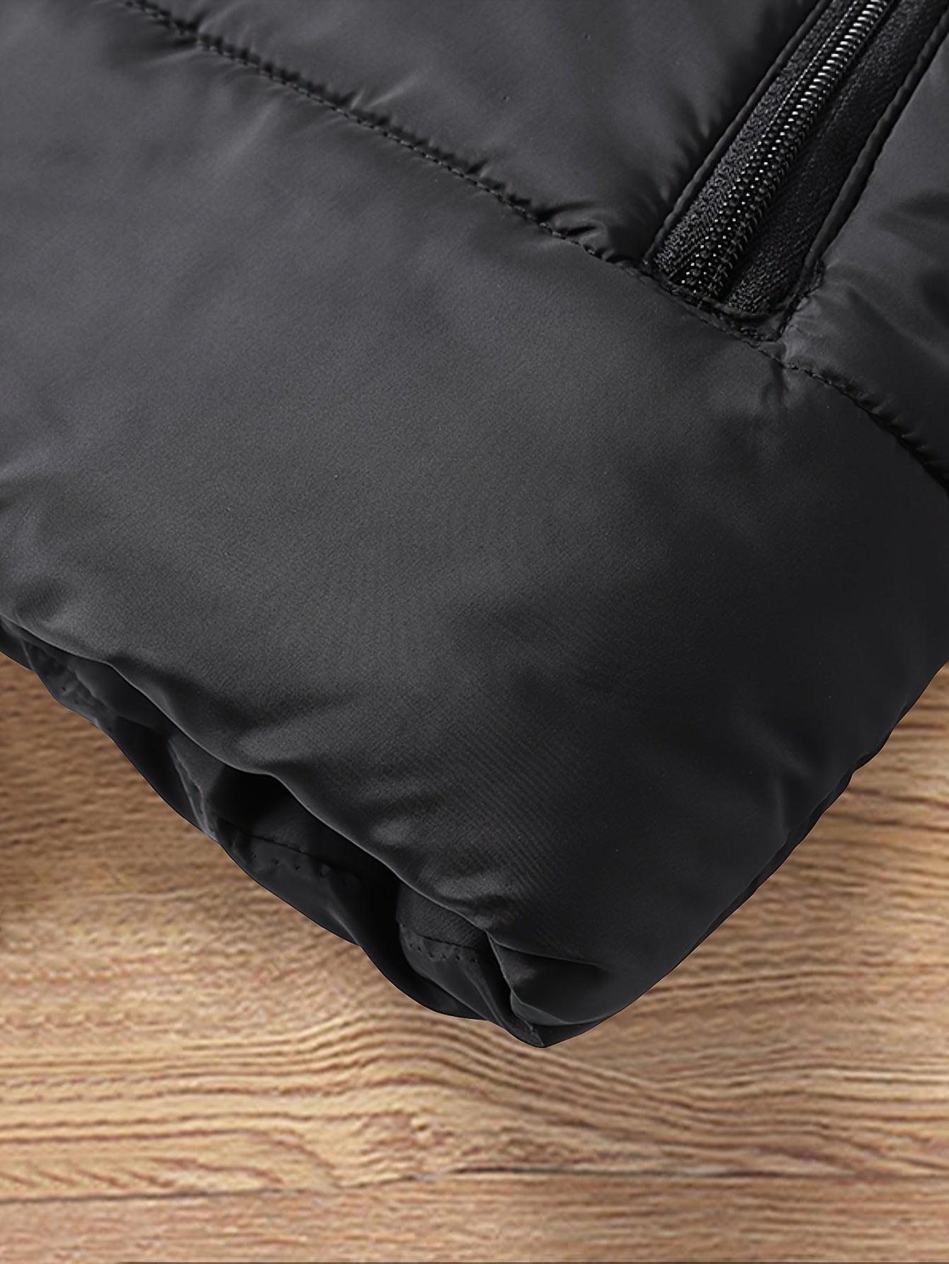 Men'S Vest Suitable for Fall And Winter, Featuring a Stand-Up Collar, Zippered Pockets, Ideal for Casual Outings, Home Use, Daily Activities, Sports, And Keeping Warm. Perfect As a Christmas Gift