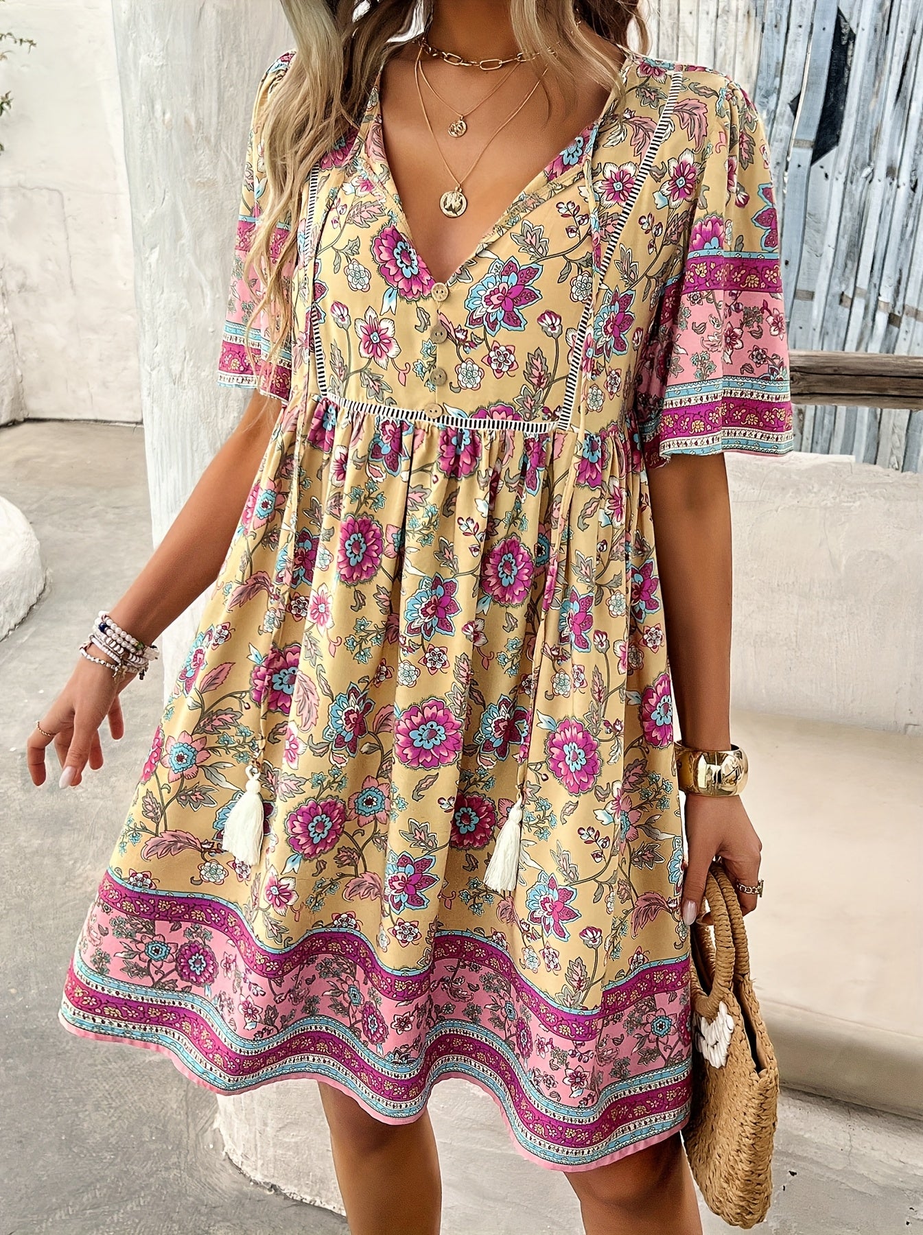 ZAFUL Summer Women's Dress, Women's Fashion New Elegant Romantic Bohemian Style Long Dress, Women's Fashion Deep V-neck Princess Sleeve Design, Fluffy High Waist Tassel Dress, Fashion Holiday Dress