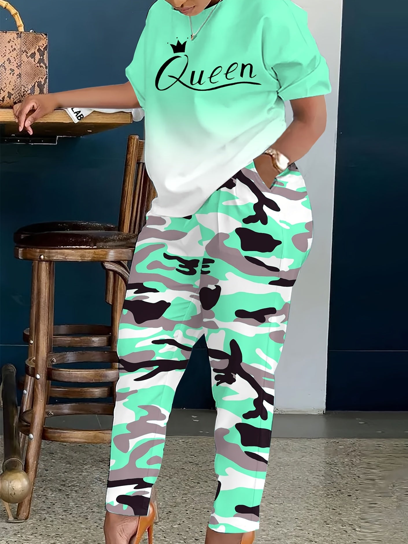 Plus Size - LADIES' Plus Size Daily Fashion Casual Set: Letter Print Crew Neck Short Sleeve T-shirt + Camouflage Long Pants With Pockets