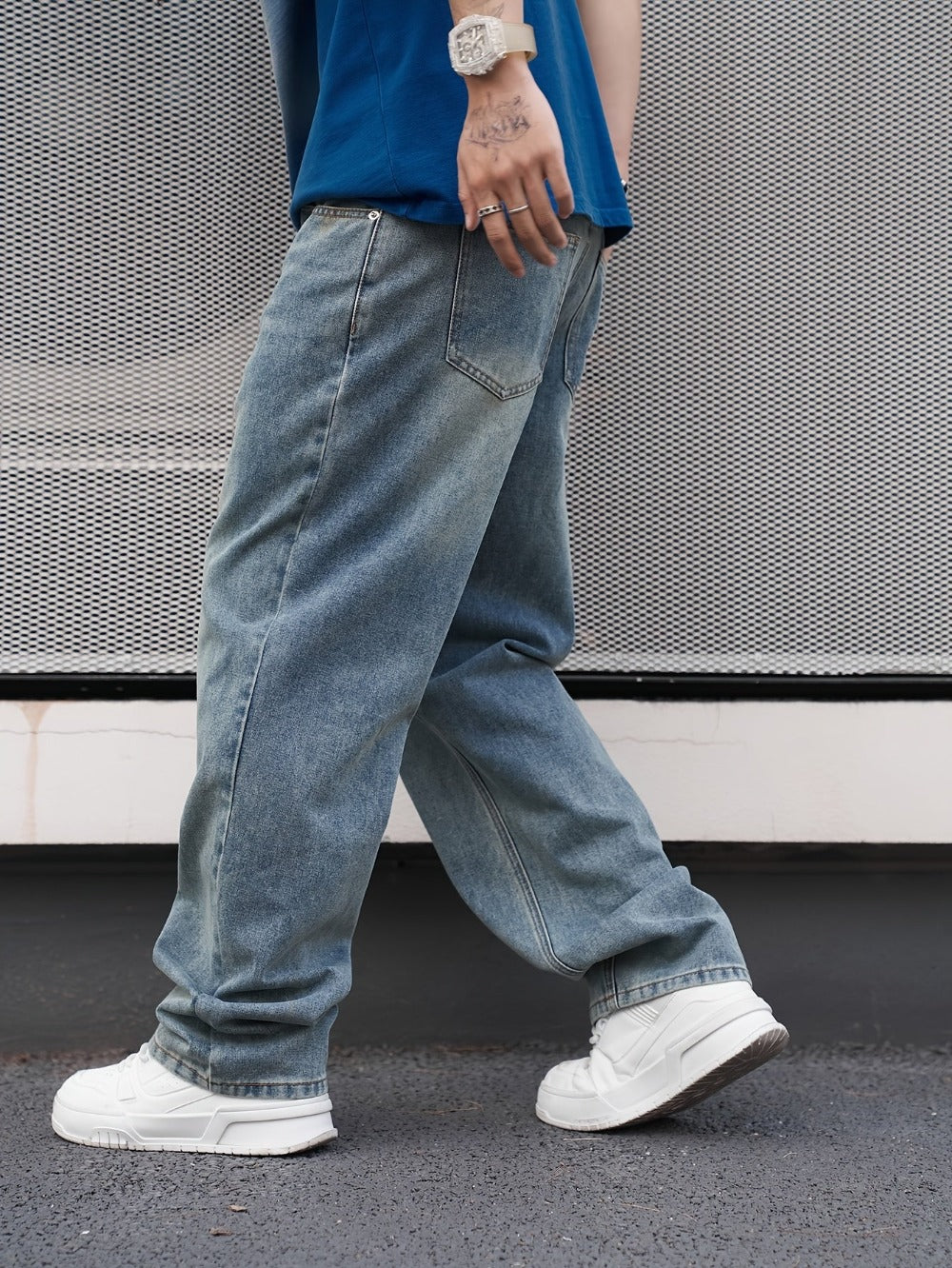 Men's Relaxed Fit Jeans - Vintage Wash Clean Finish