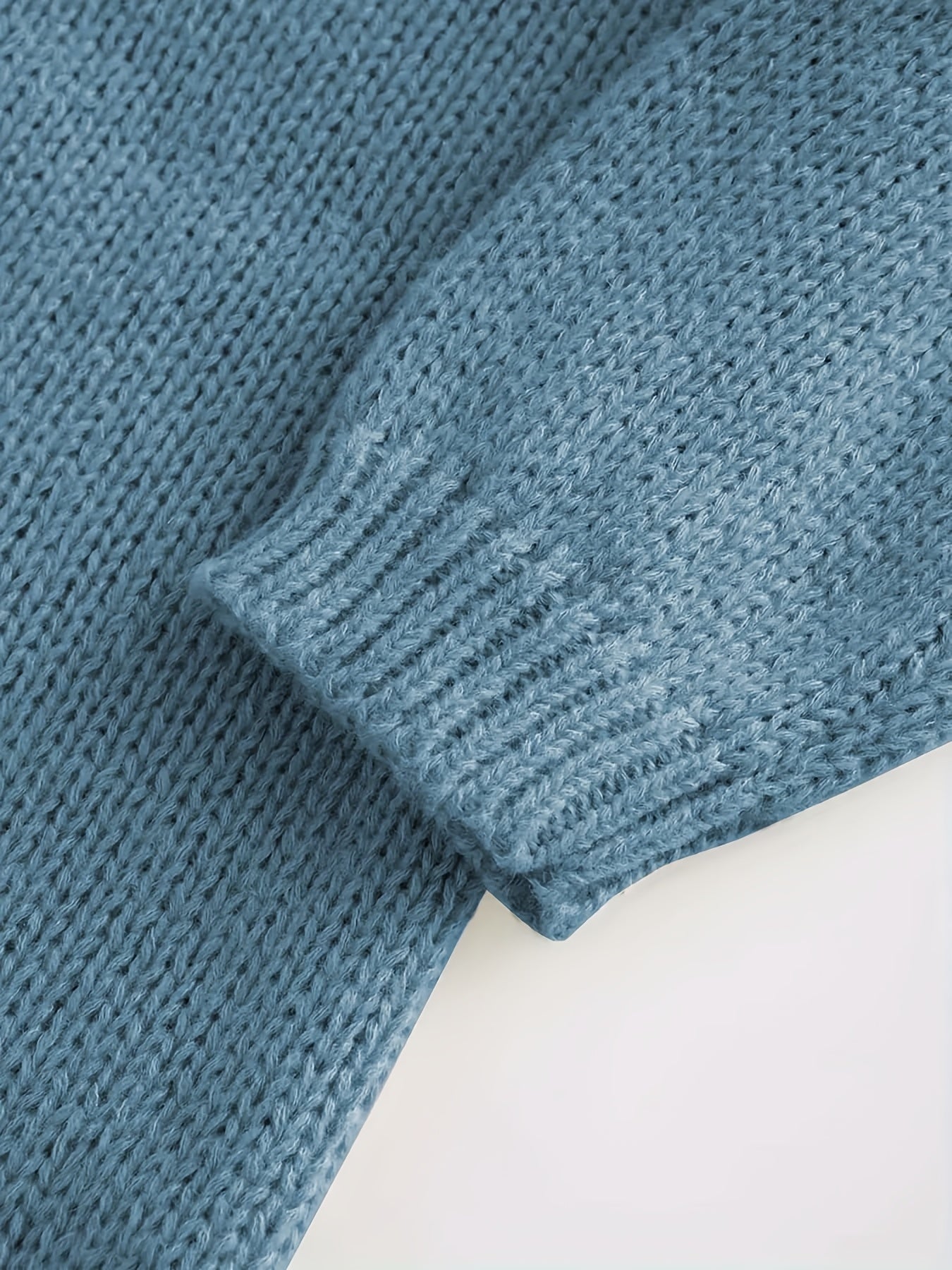 Plus Size - Plus Size Elegant Cuff Lapel Sweater-Soft Fabric, Simple Three-dimensional Color Design, Ideal For Autumn And Winter Casual Wear, Women'S Long Sleeve Sweater, Elegant Style