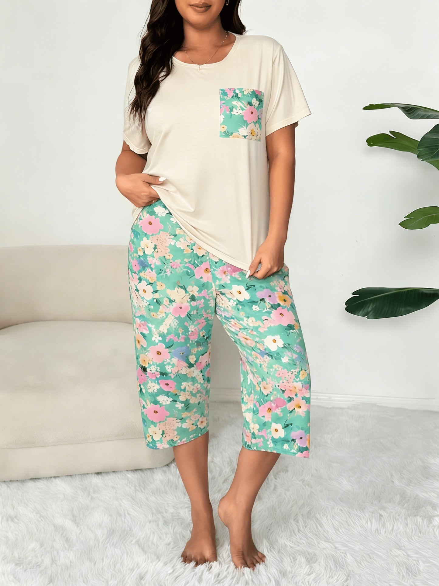 6pcs Plus-size Women's Short-sleeved Seven-inch Pants Pajama Set, Summer New Style, Floral, Butterfly, Heart Pattern - Suitable for Home Wear As An Outerwear Plus-size Outfit