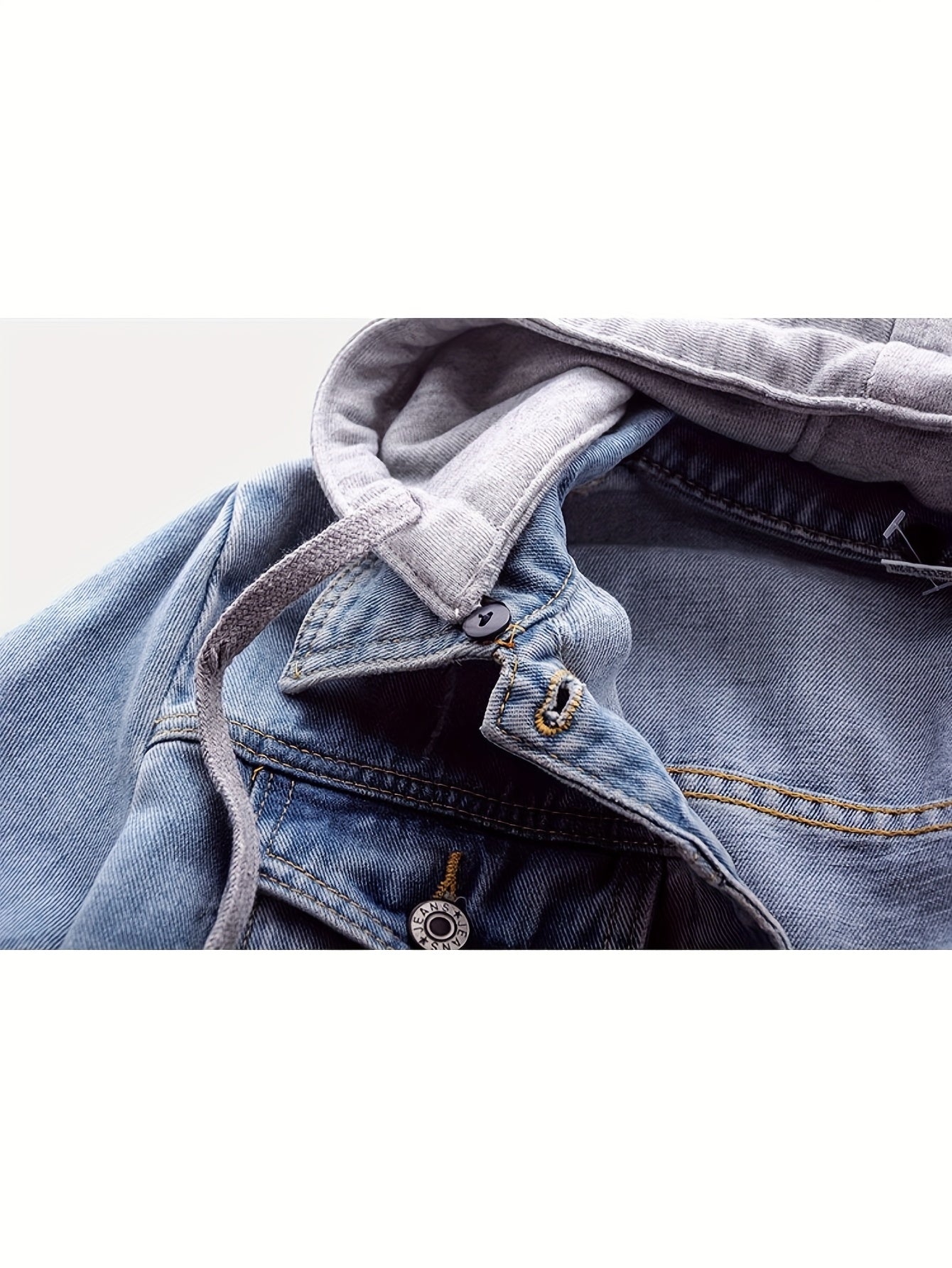 Plus Size Women's Casual Denim Jacket, Long-sleeved Hooded Short Denim Coat. The Hood Can Be Detached. It Is Suitable for Spring And Autumn Seasons And Any Occasion