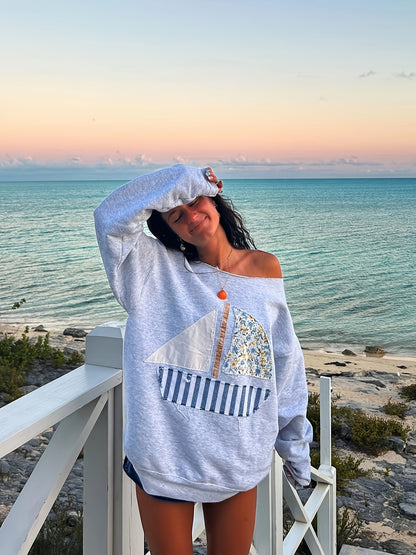 Women'S 3D Oversized Pattern Patch Off-Shoulder Long-Sleeved Sweatshirt, Sailboat Pattern, One-Shoulder/ Off Shoulder Pullover, Spring And Summer New Style, Women'S Clothing Blouse Tops