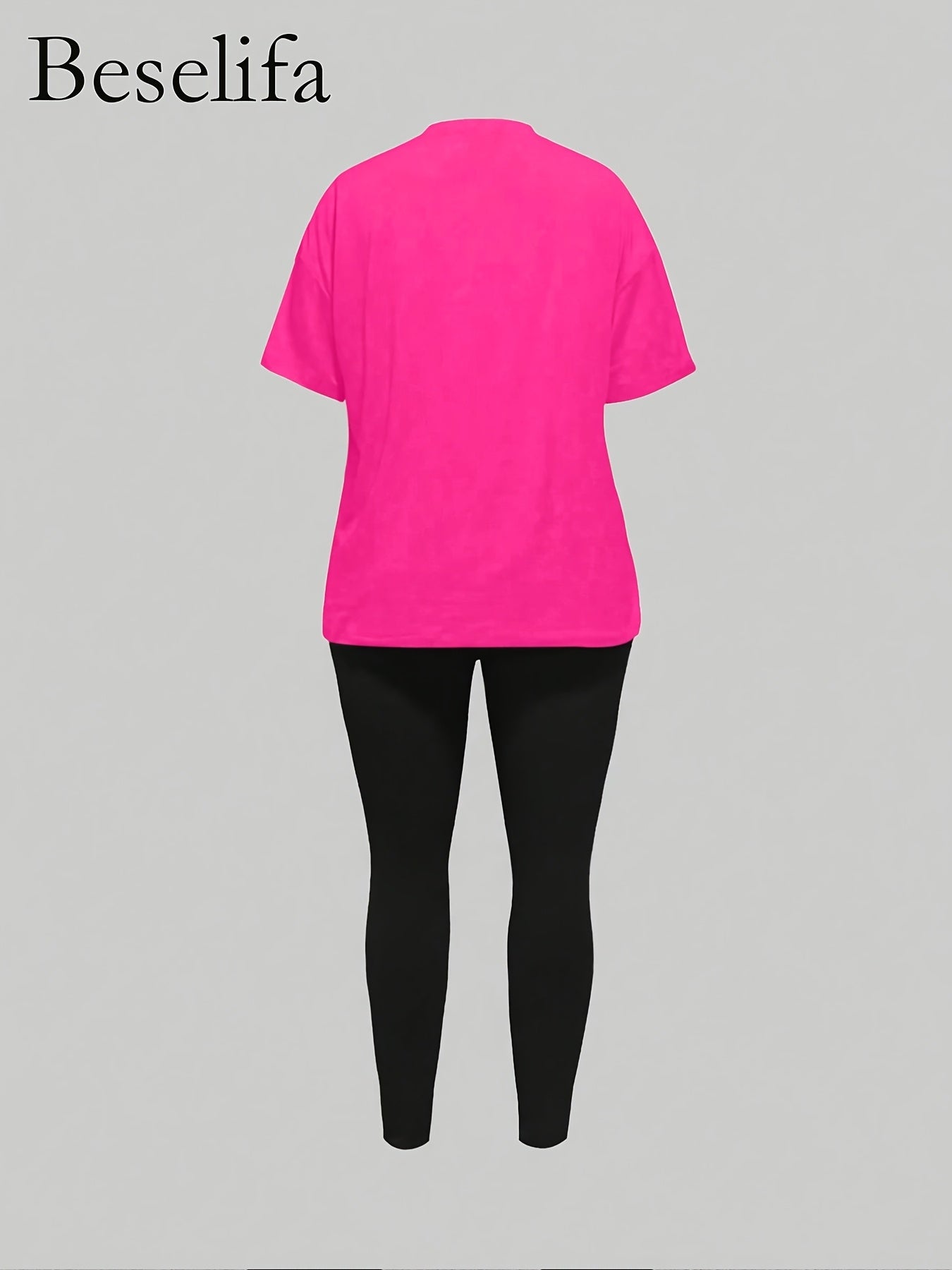 A Two-Piece Set for Women Featuring a Round Neck, Short Sleeves, And a Digital Pattern, Designed for Casual And Comfortable Daily Wear