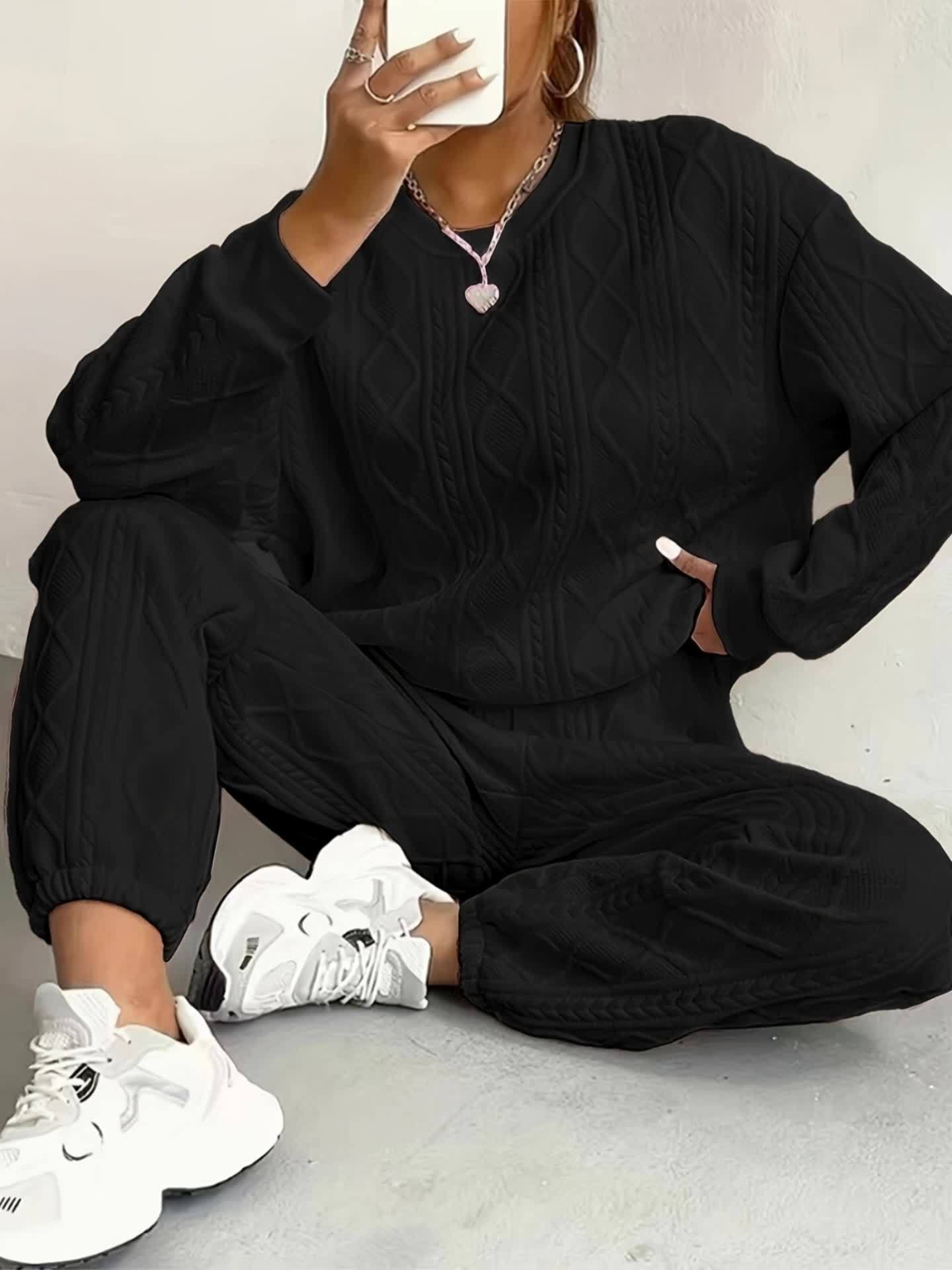 Plus Size Women's Twisted Texture Two-Piece Set, Comfortable Round Neck Top and Ankle-Length Pants Set, Autumn and Winter Casual Fashion Outfit