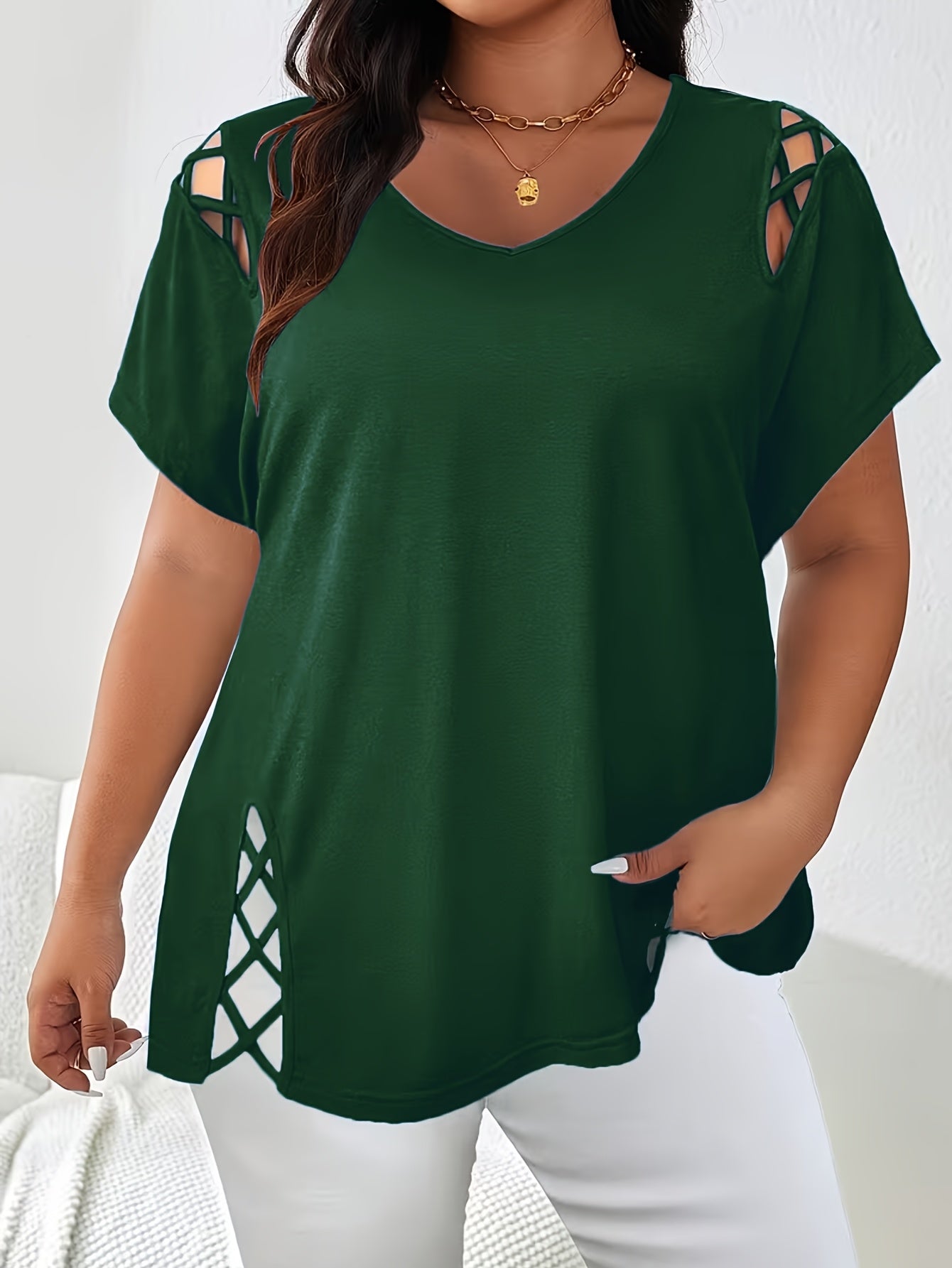 Plus Size Women'S Loose-Fitting Short-Sleeve V-Neck Tee - Stylish V-Neck Style Featuring Open Cross Elements. Perfect for Both Casual And Formal Settings During Spring And Summer, Making It Great for Everyday Wear And Special Events
