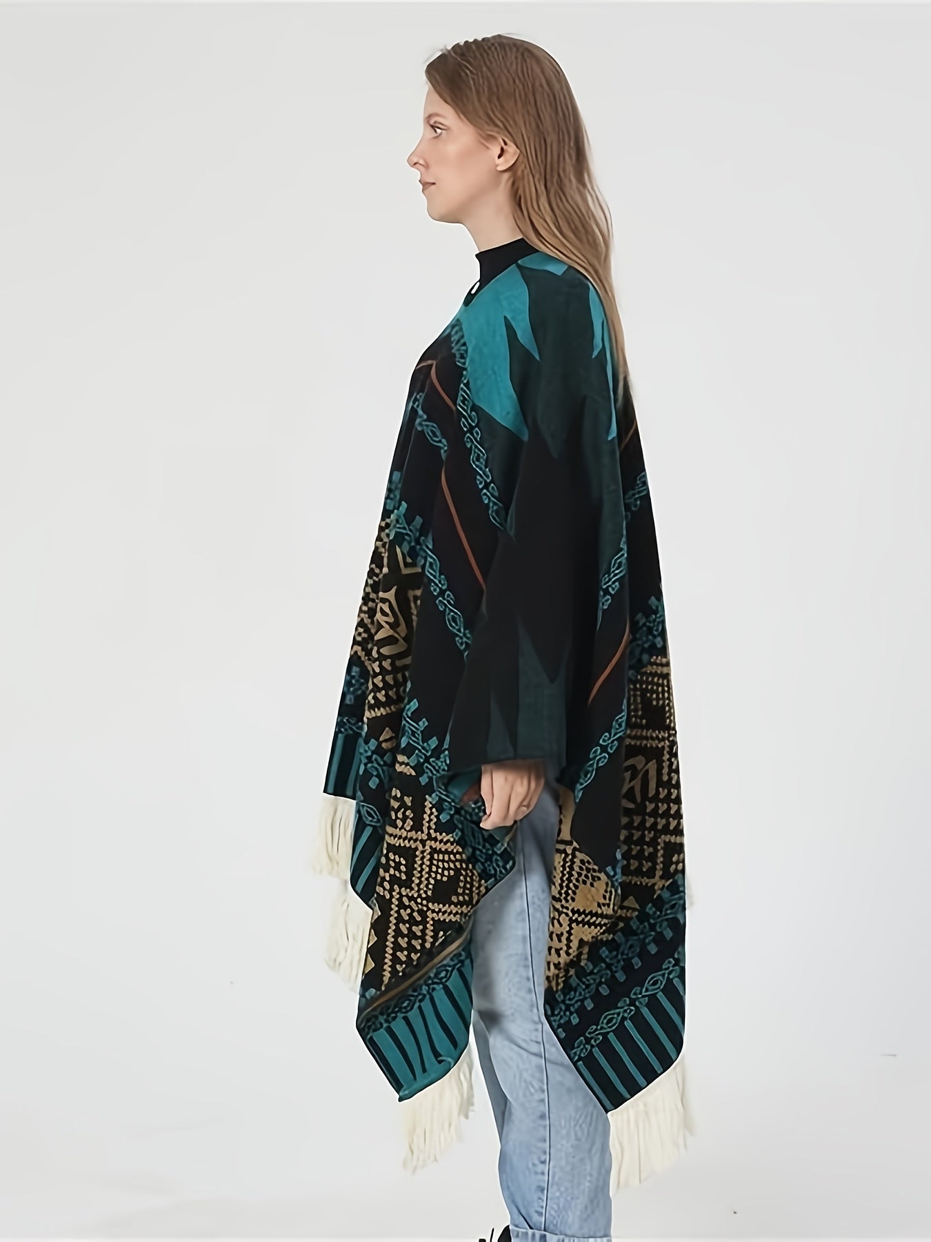 Men's Western Bandit Cape Coat with Tribal Print, Warm V-Neck Poncho with Tassel Trim for Outdoor Adventures, Fall and Winter Casual Wear (Brown/ White)
