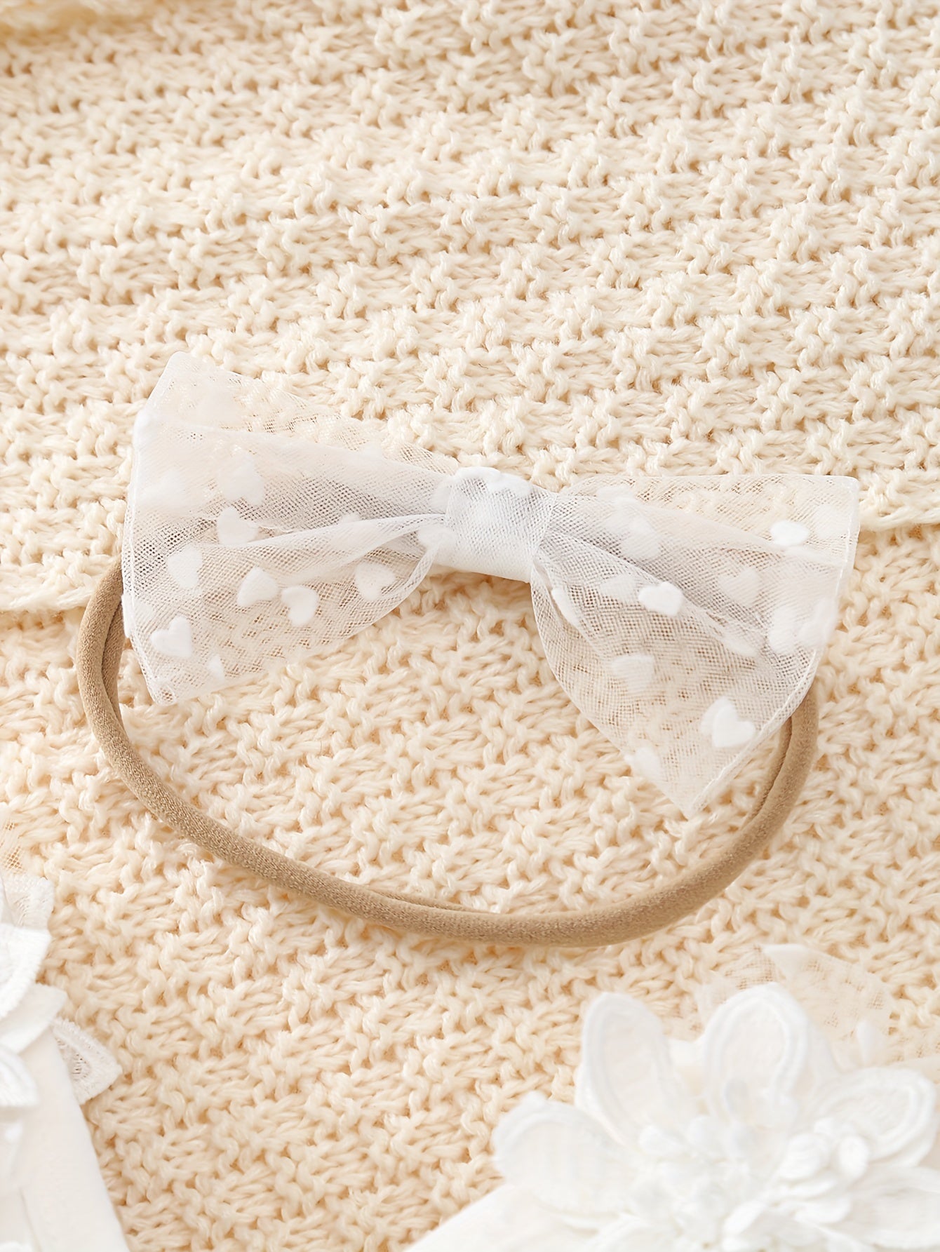 2pcs Set for Baby Girls Featuring a Bodysuit with 3D Embroidered Flowers, a Heart-Shaped Tulle Skirt, Long Sleeves, a V-Neck, And a Matching Bow Headband, Perfect for Newborn Baptism And Royal-Style Dresses for Princesses, for Outdoor