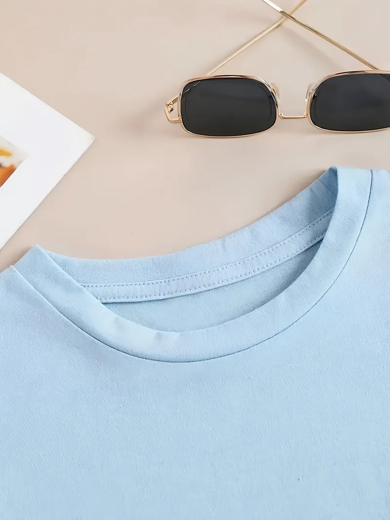 Stylish Women'S Tee - Cozy And Laid-Back, Featuring a Round Neckline, Perfect for Any Season, Chic Casual Top, Available for Local Delivery, Summer Shirt, a Must-Have for Elegant Summer Gatherings