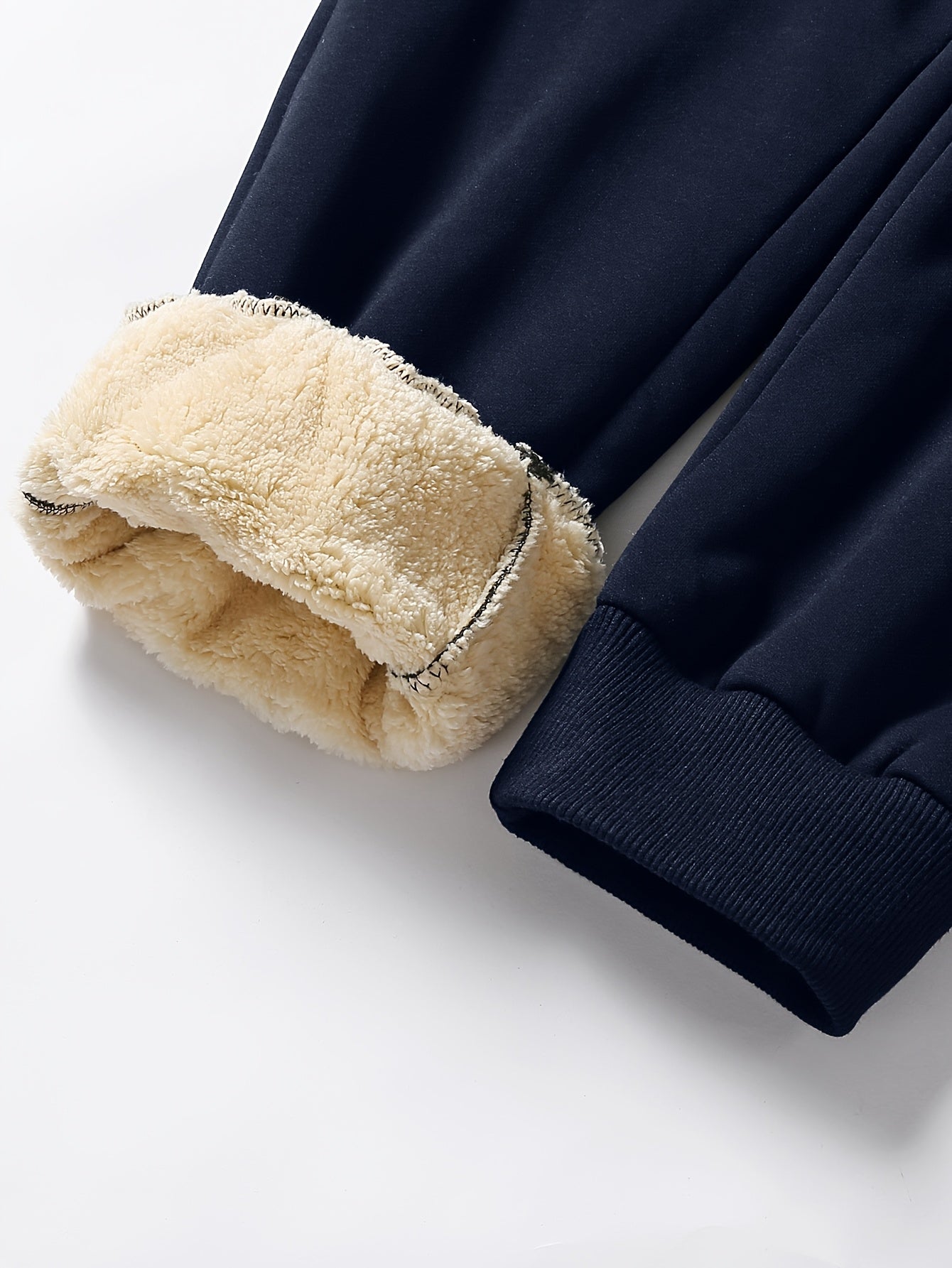 2pcs Winter Men's Warm Lamb's Fleece Casual Pants, Loose-Fit Essential for Home and Daily Wear, Simple Fleece-Lined Casual Pants with Elastic Waistband, Hidden Zipper Pocket Design, Cuffed Hem for Warmth, Loose and Long Fit. Simple and Versatile