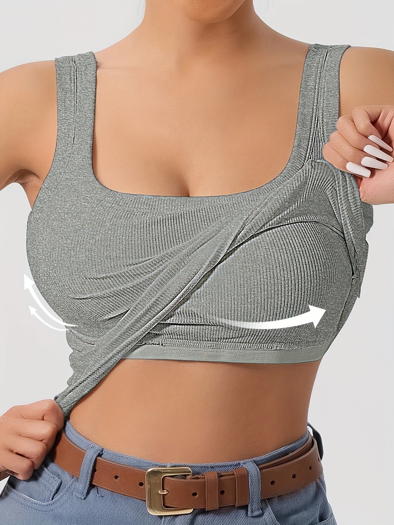 A Plain Scoop Neck Tank Top, Perfect for Casual Summer Wear, Featuring Removable Chest Padding for a Slim Fit, Designed for Women