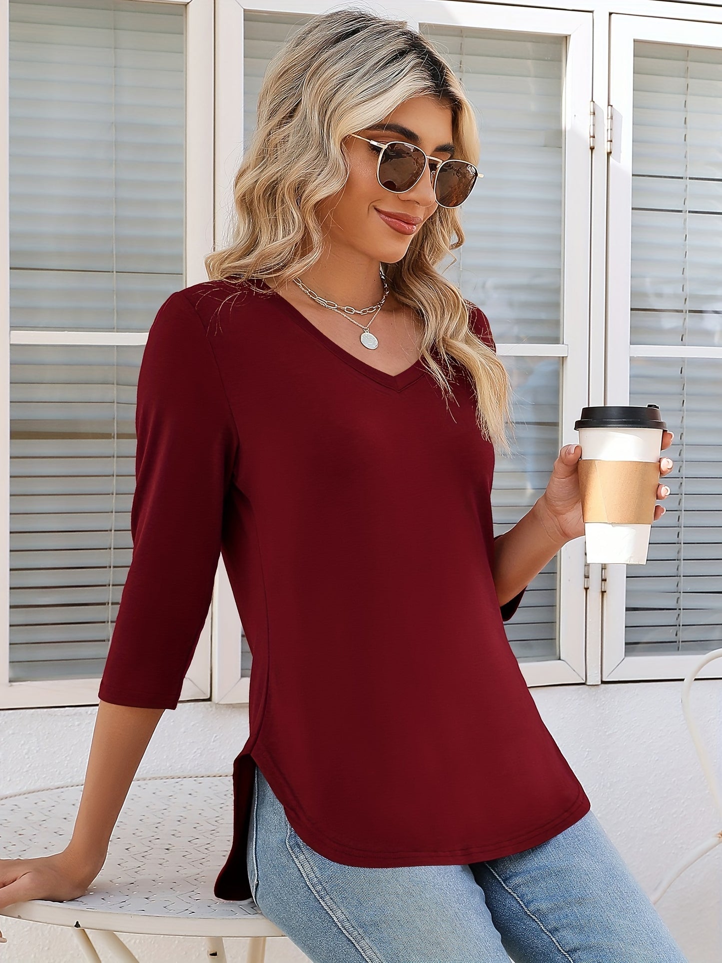 Elegant Casual Solid Color Basic Top with 3/4 Sleeves And a V-Neck for Women, Perfect for Summer