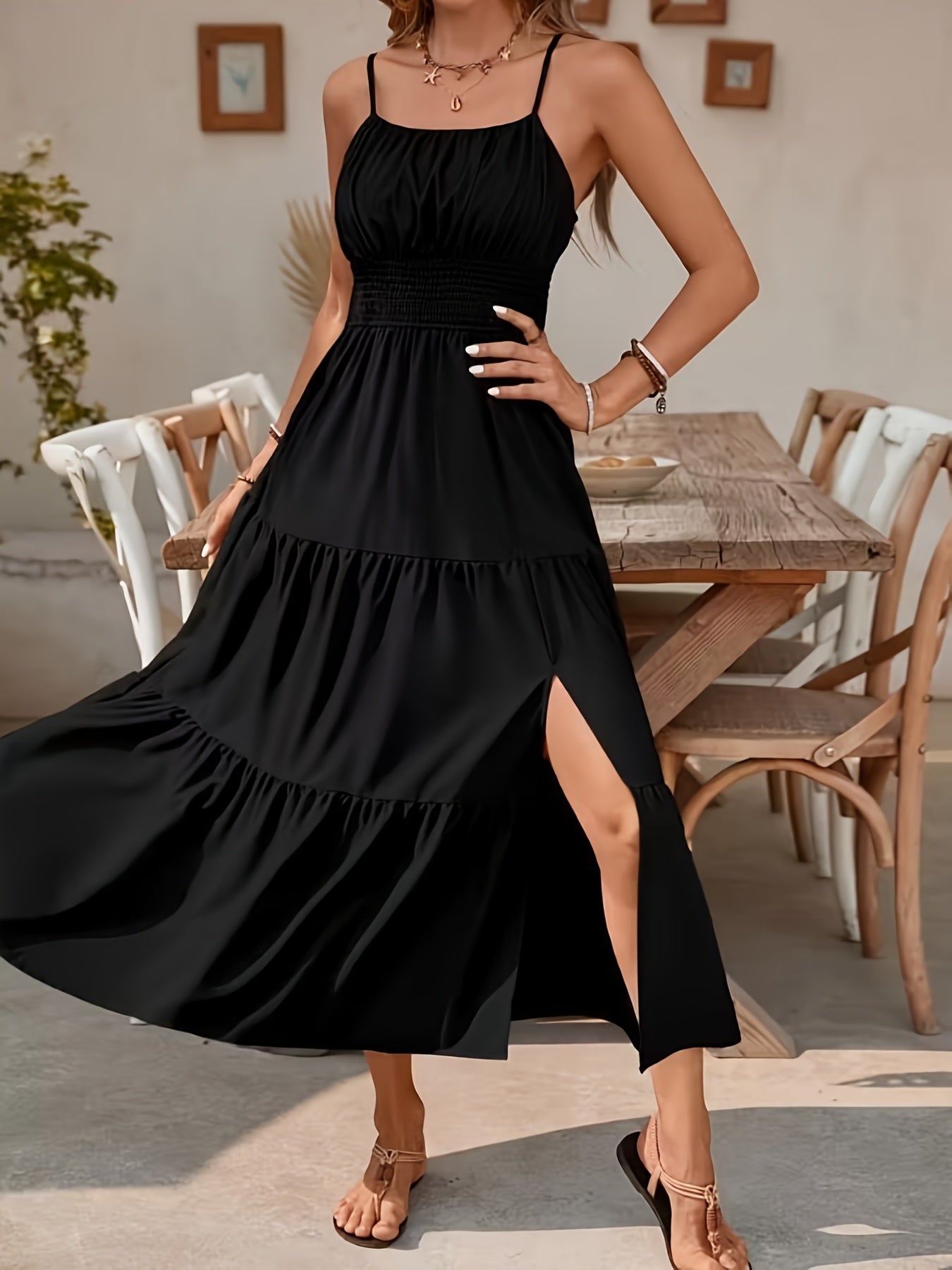 [Elegant Fitted Dress] The New Spring/Summer 2026 Halter Layered Waist-Cinching Solid Color Fitted Dress for Women's Wear Is Elegant In Style And Affordable In Price