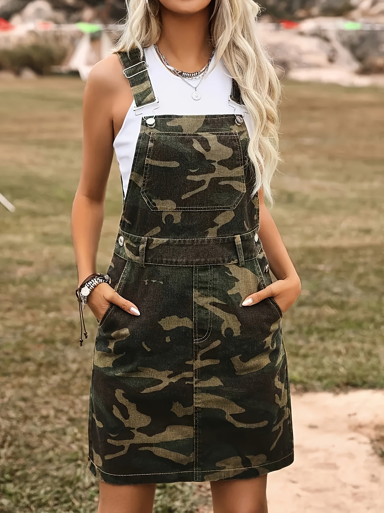 Women's Non-stretch Fashion Side Buttons Multi-color Washing Camouflage Casual Strap Half-body Denim Skirt