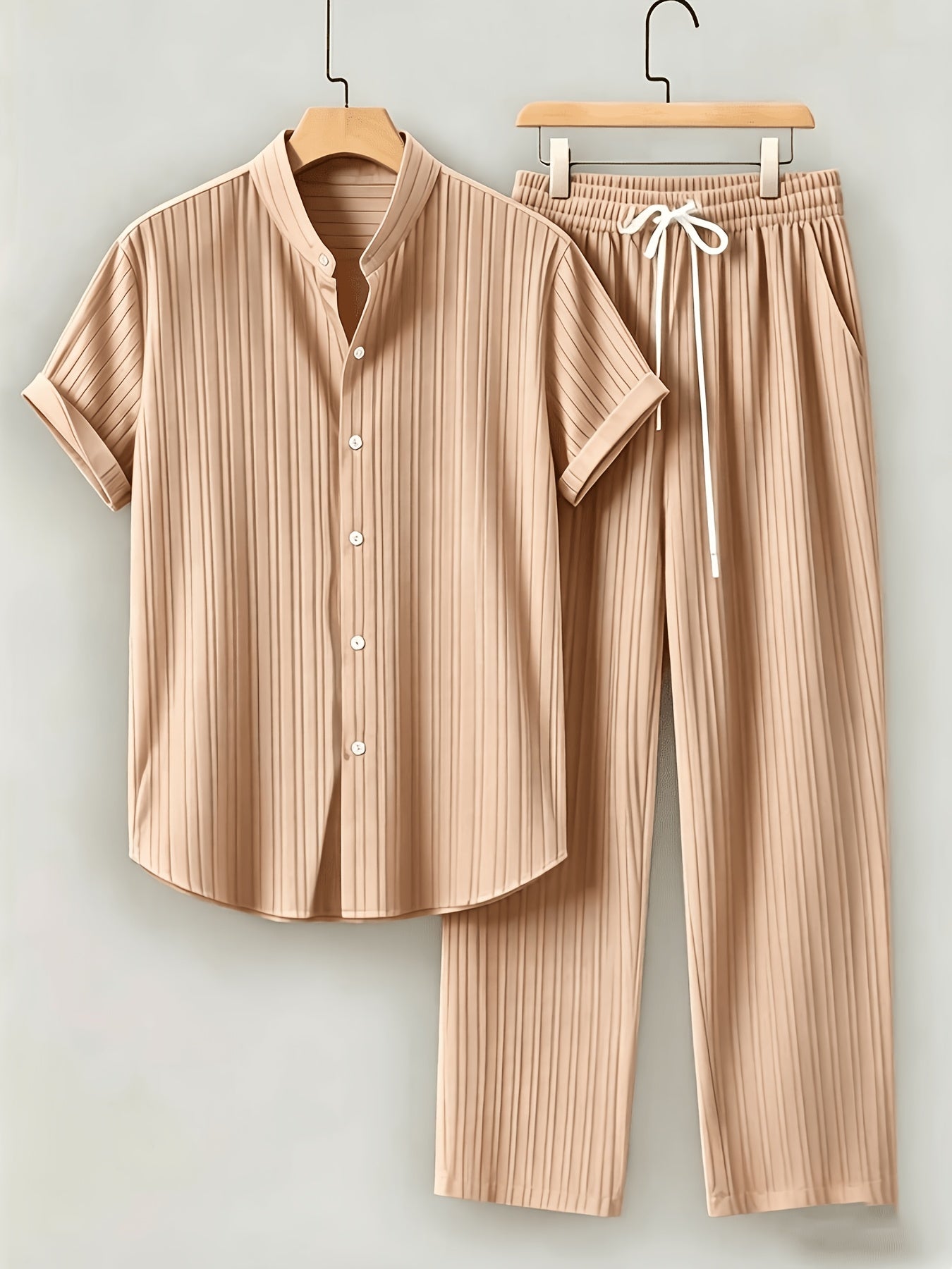Men's 2pcs Striped Shirt and Trousers Set, Regular Fit, Casual and Comfortable, Striped Short-sleeve Shirt, Button- Lapel Shirt, Suitable for Daily Wear and Beach Vacations
