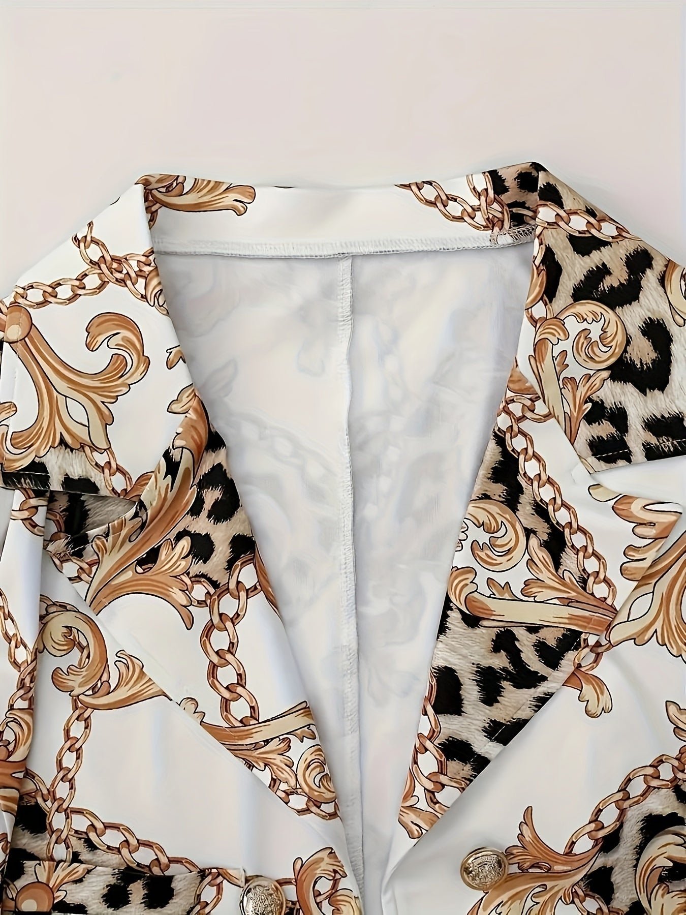 Casual Two-Piece Outfit Featuring a Chain-Printed Leopard Design, Including a Double-Breasted Lapel Jacket with Long Sleeves And High-Waisted Pants, Perfect for The New Autumn Women'S Fashion