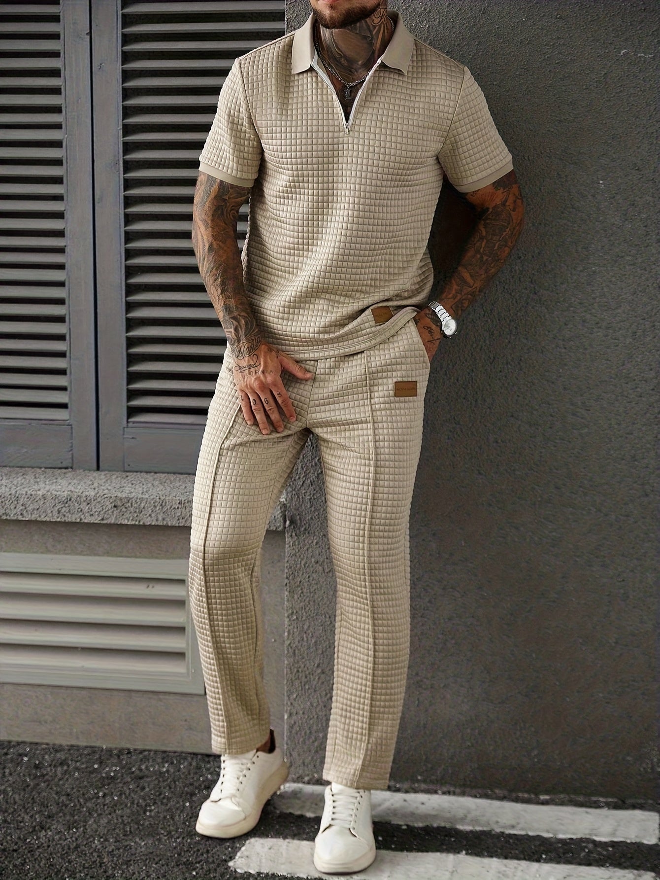 2pcs Men's Summer Commuter Casual Suit: Textured Fabric Half-zip Shirt Paired with Stitched Front Trousers, 2pcs Menswear, Vintage Style, Comfortable Fit.