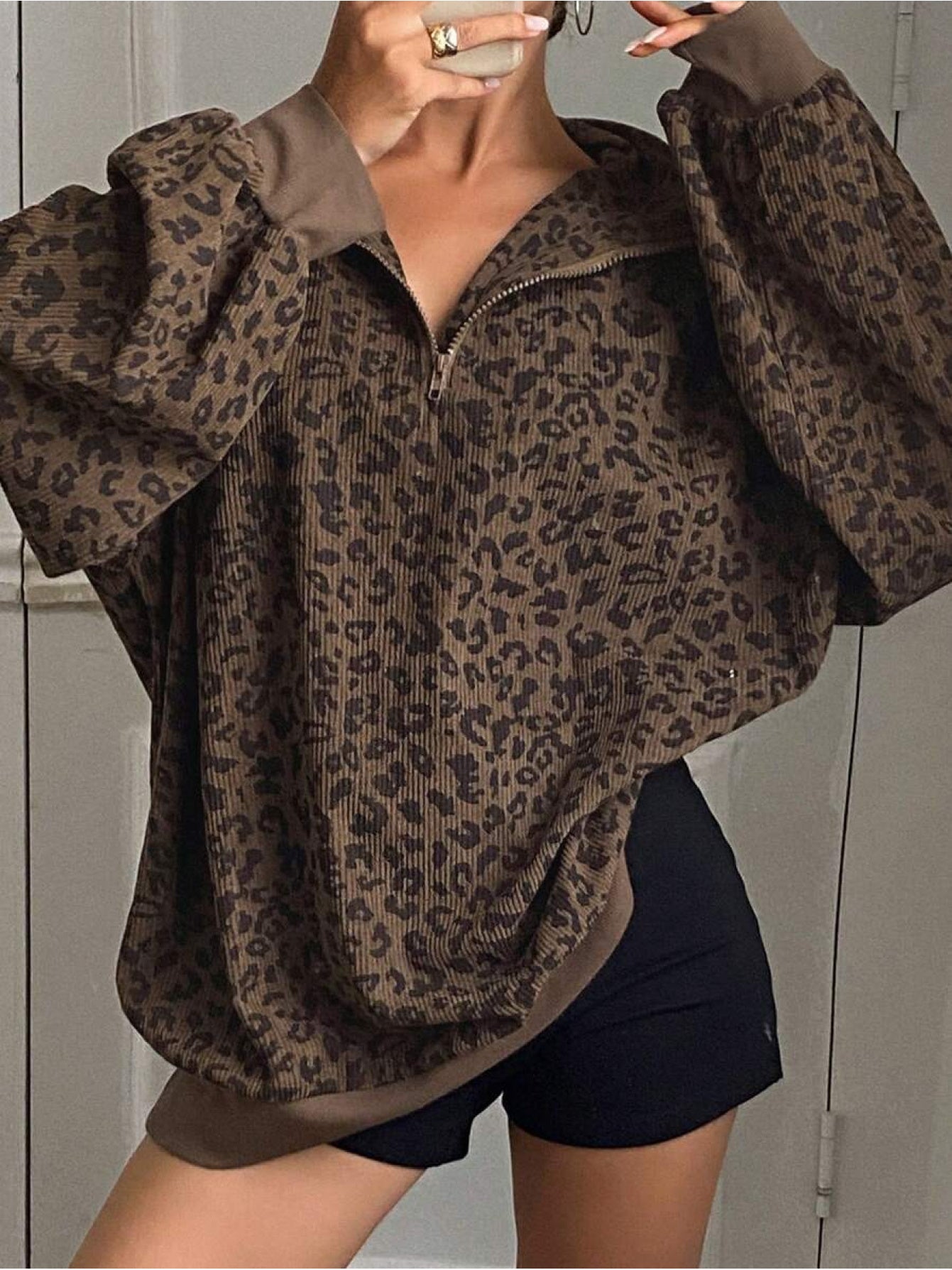 Women's Casual Leopard Print Zip-Up Long Sleeve Sweatshirt - Loose Fit, Half-Zip Design, Brown & Black Retro Style, Cozy Fall/Winter Wear, Leopard Print Sweater